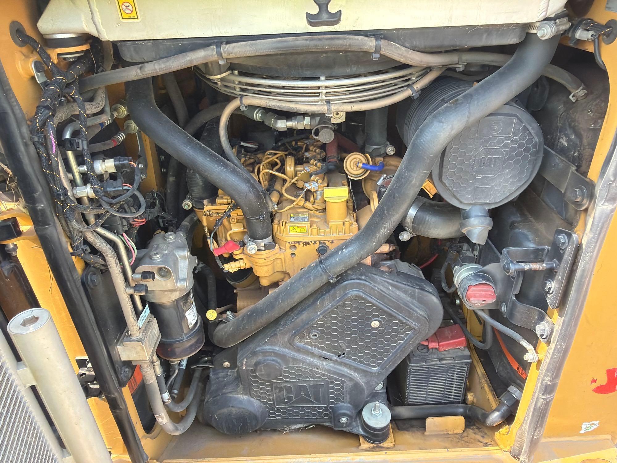 2025 Caterpillar 265