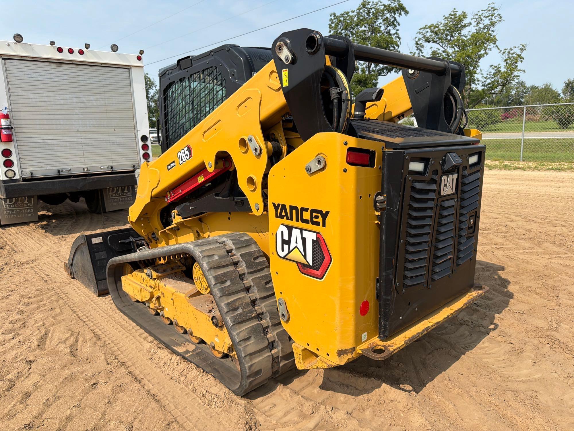 2024 Caterpillar 265