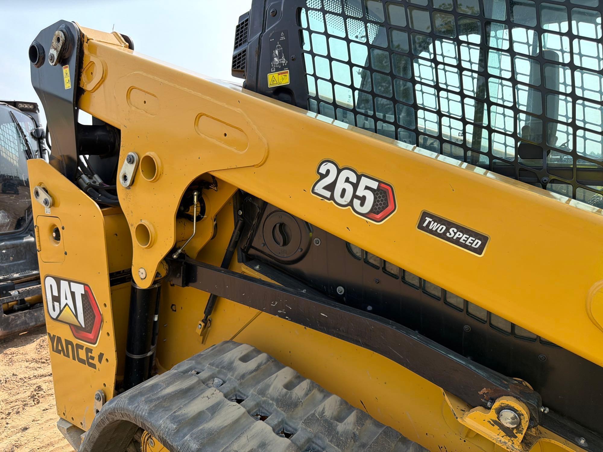 2024 Caterpillar 265