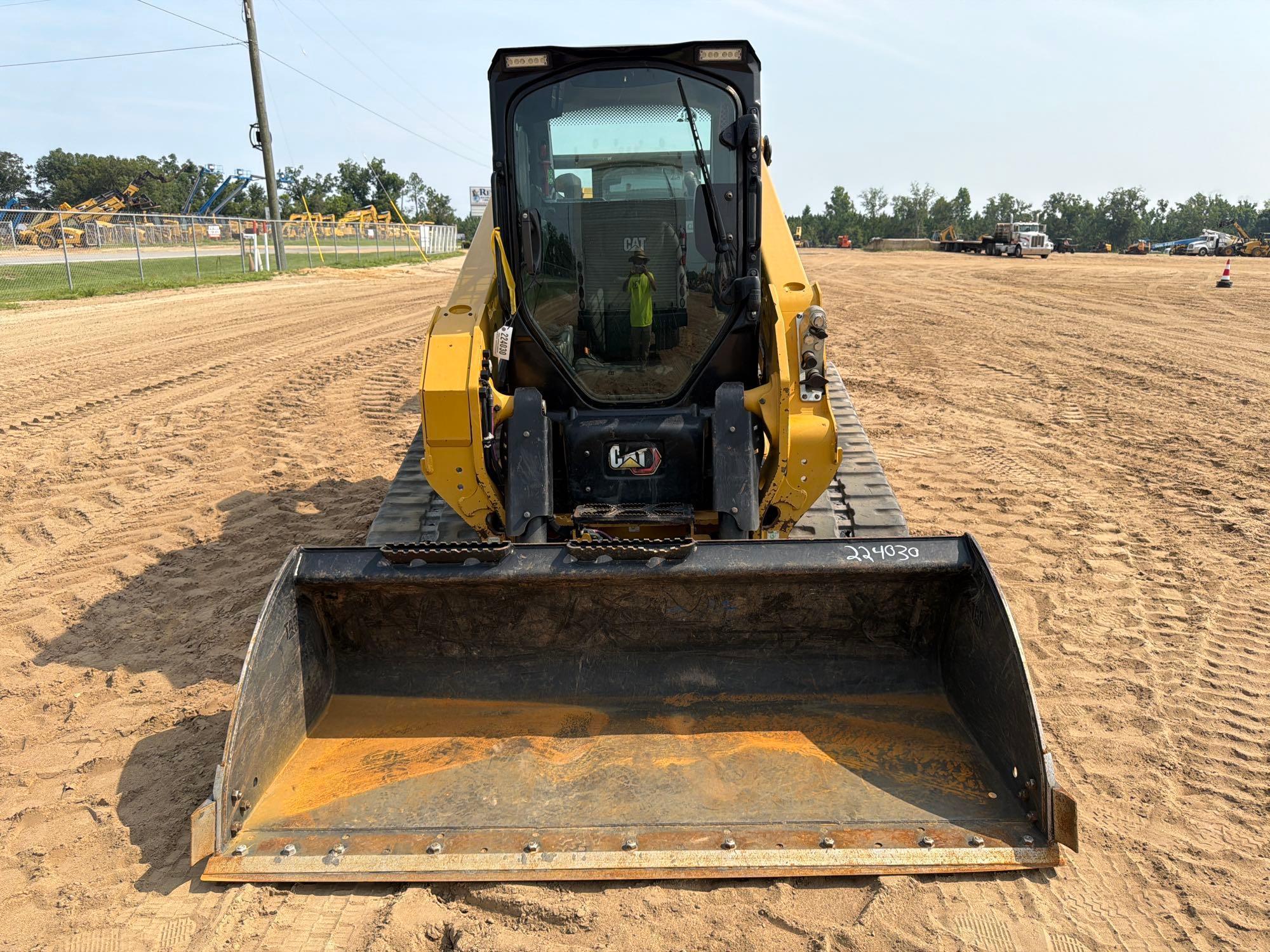 2024 Caterpillar 265