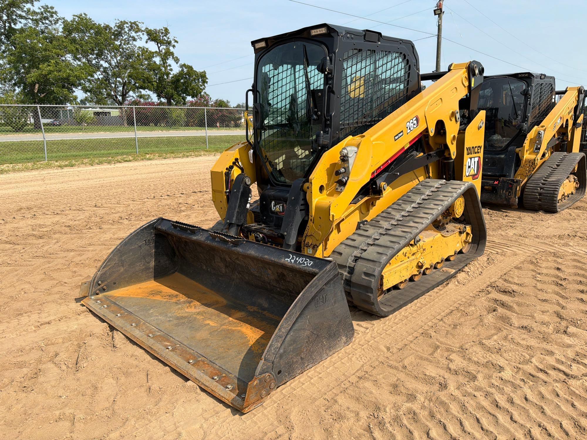2024 Caterpillar 265