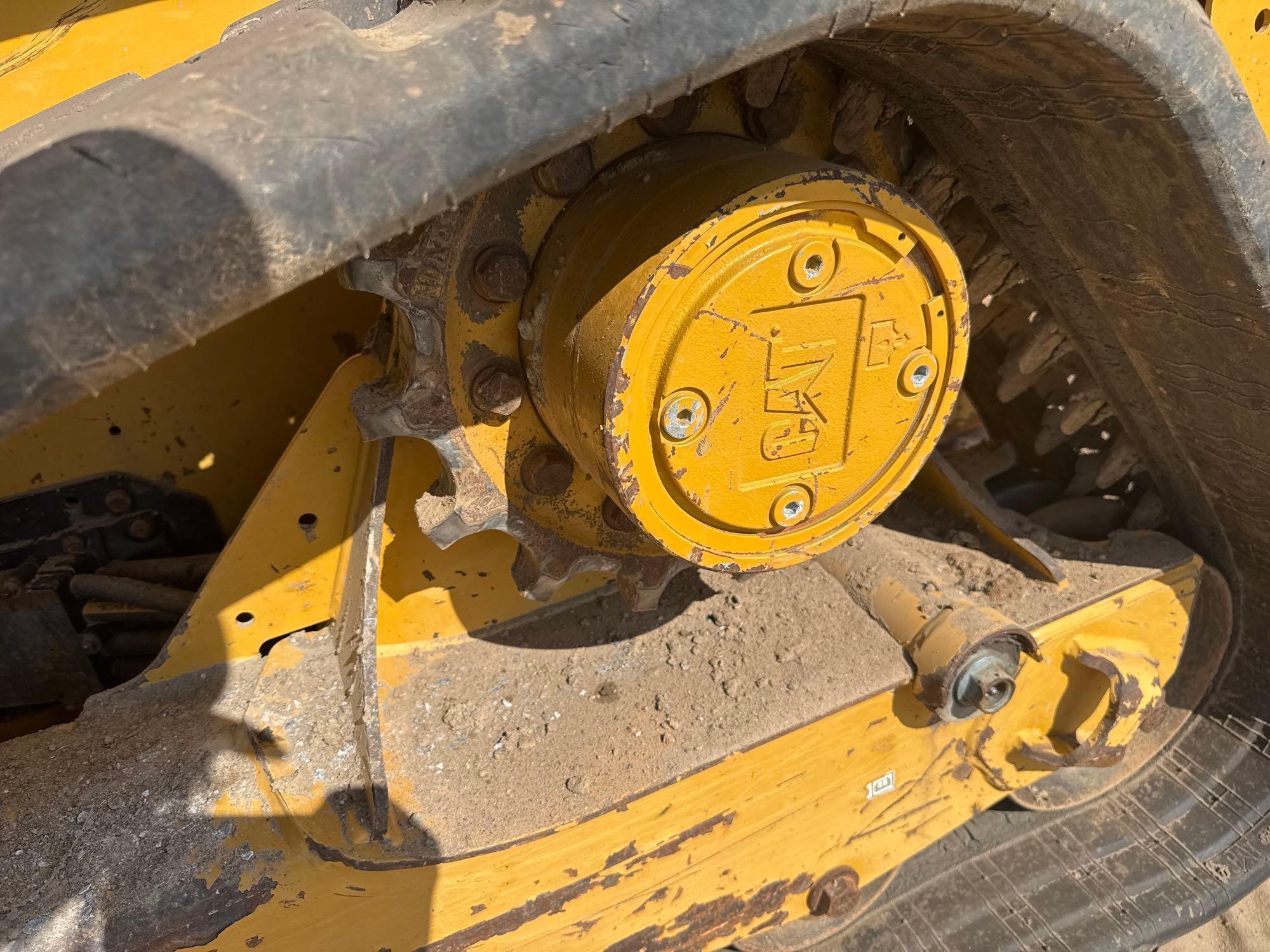 2024 Caterpillar 265