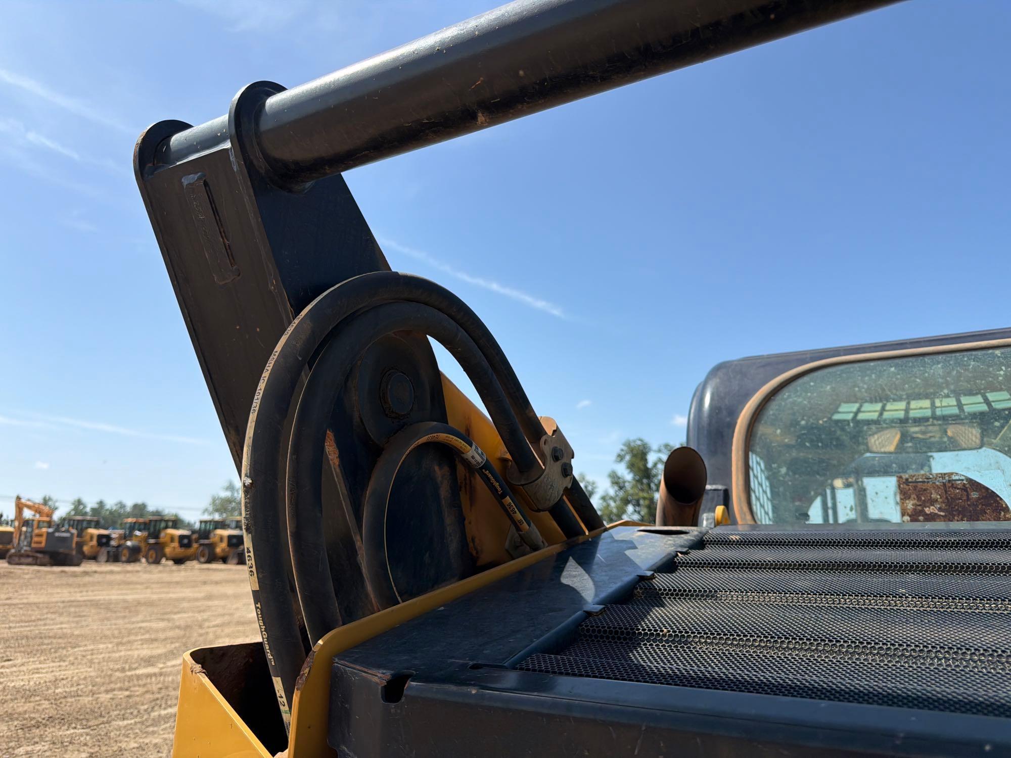 2022 Caterpillar 289D