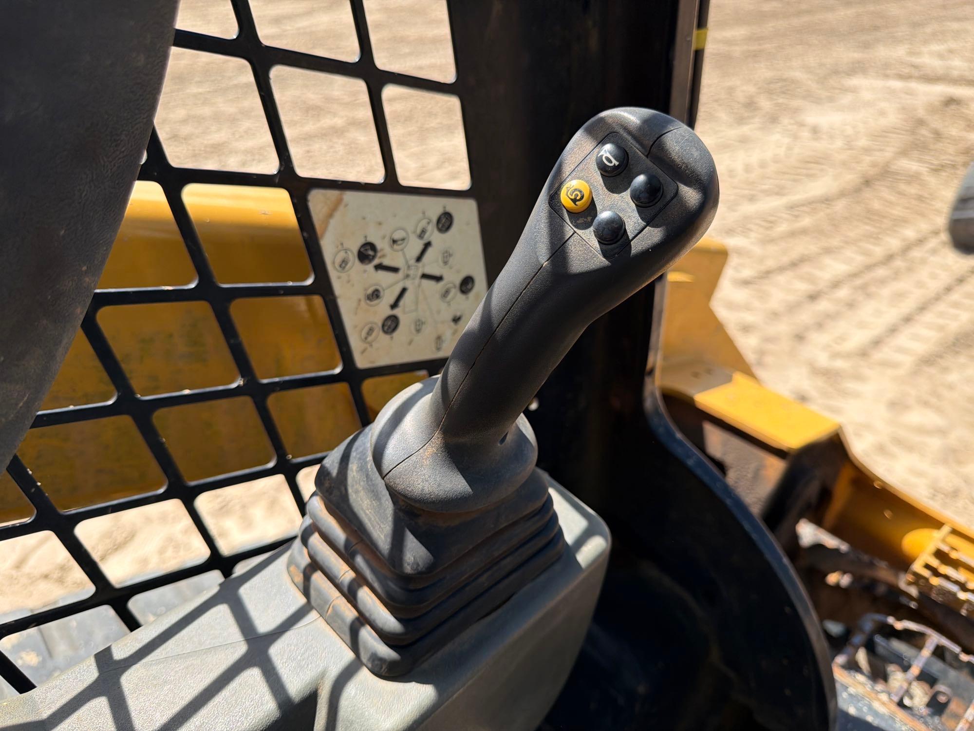 2022 Caterpillar 289D
