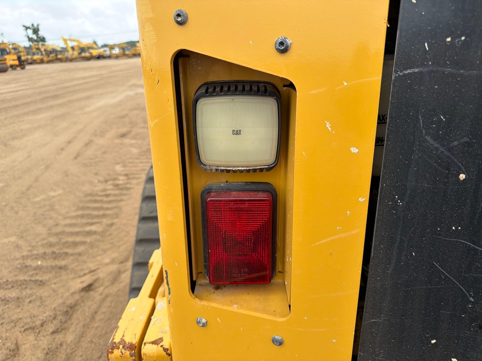 2022 Caterpillar 289D