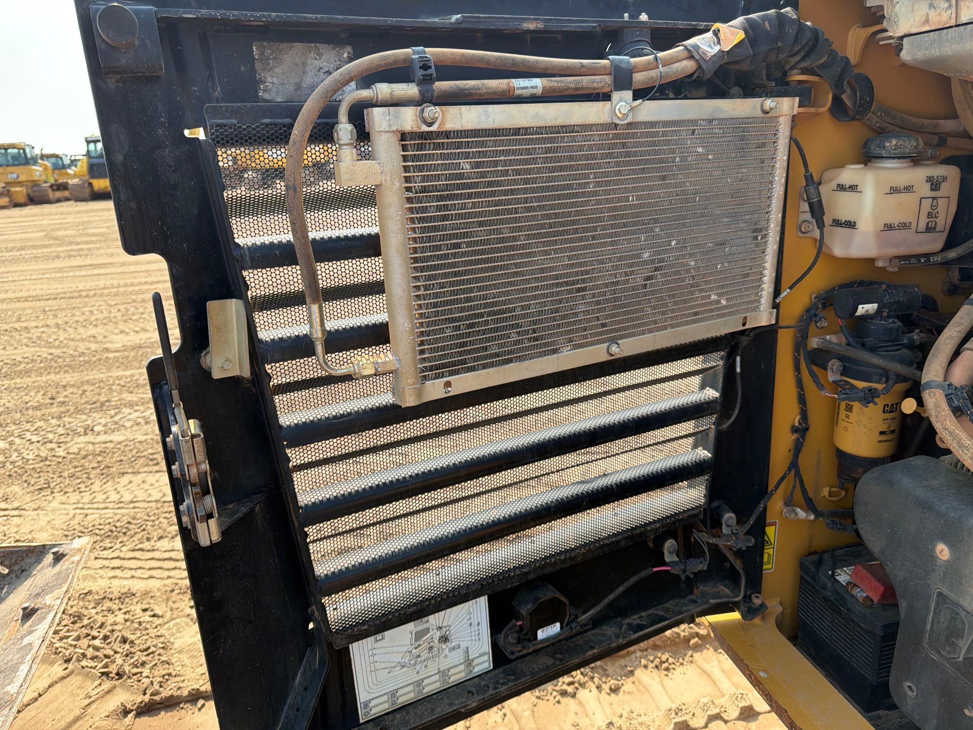 2021 Caterpillar 279D