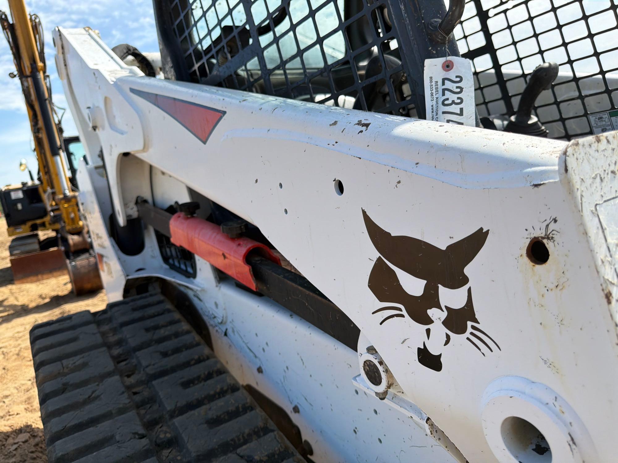 2019 Bobcat RT740