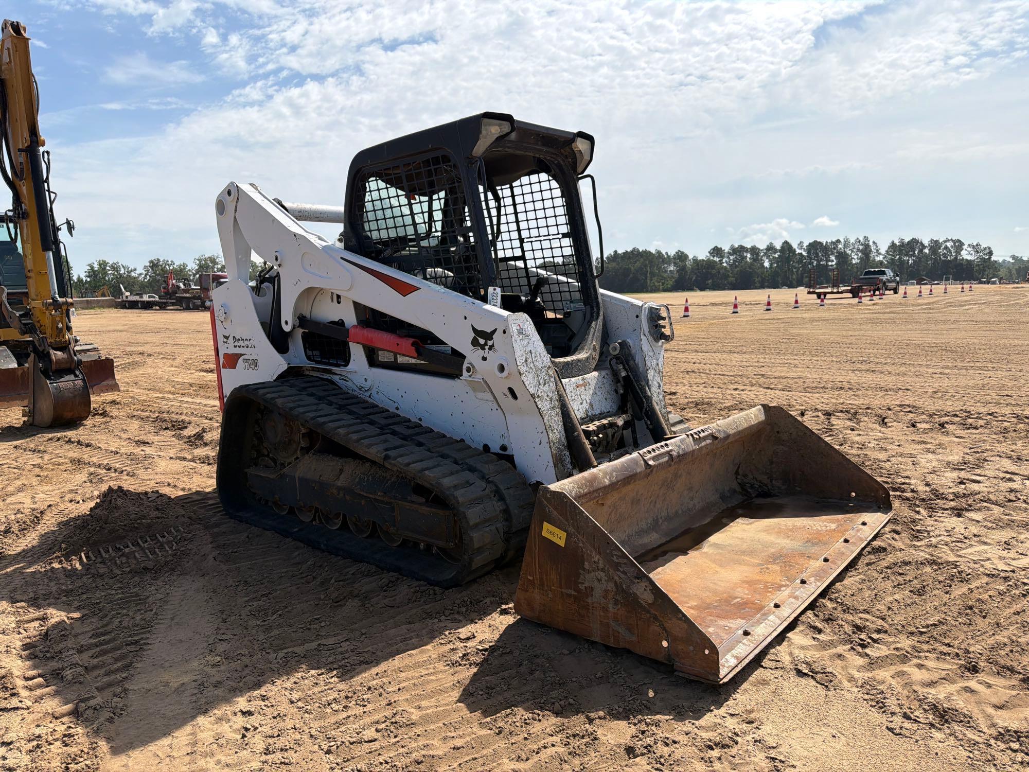 2019 Bobcat RT740