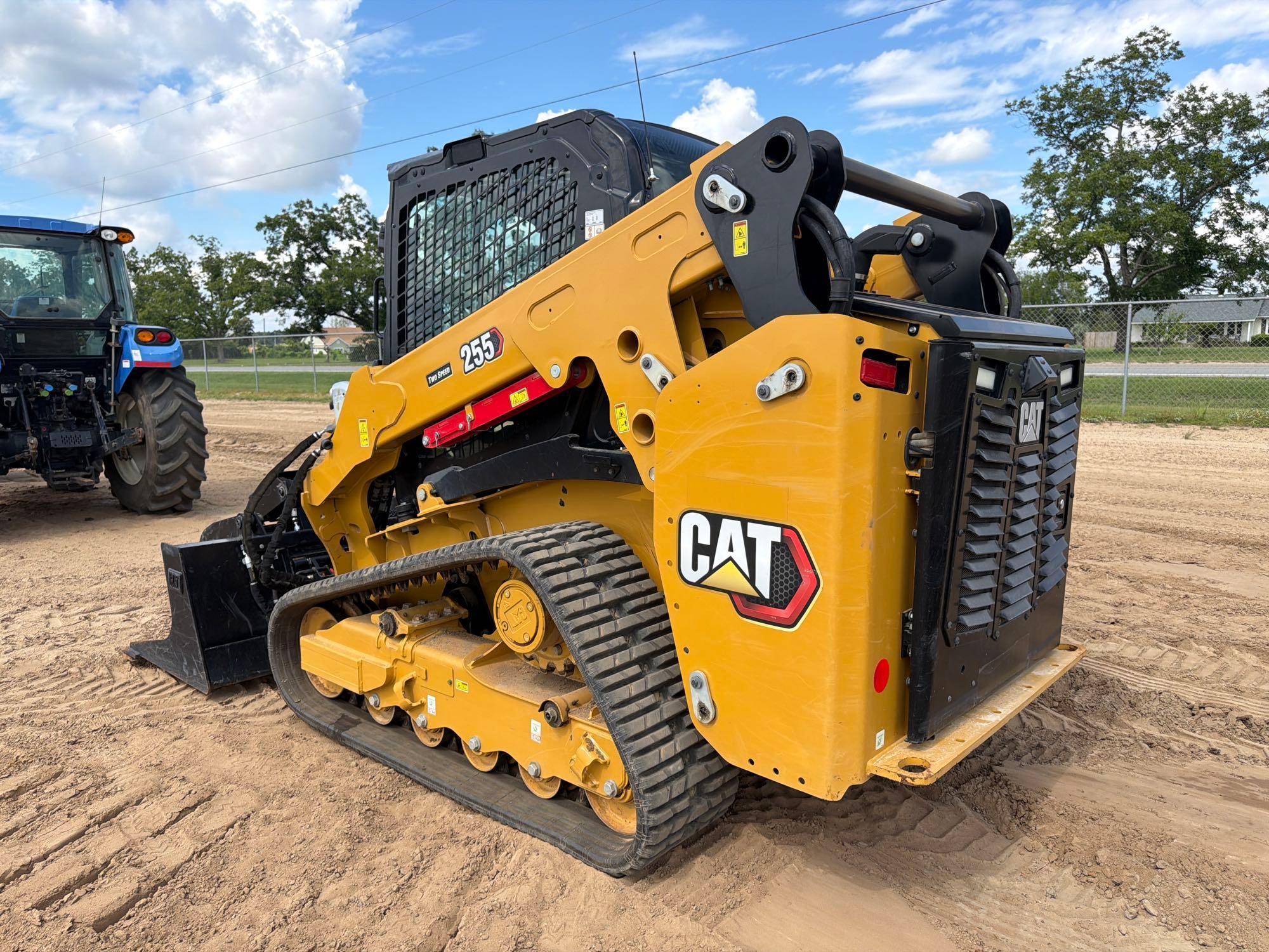 2025 Caterpillar 255