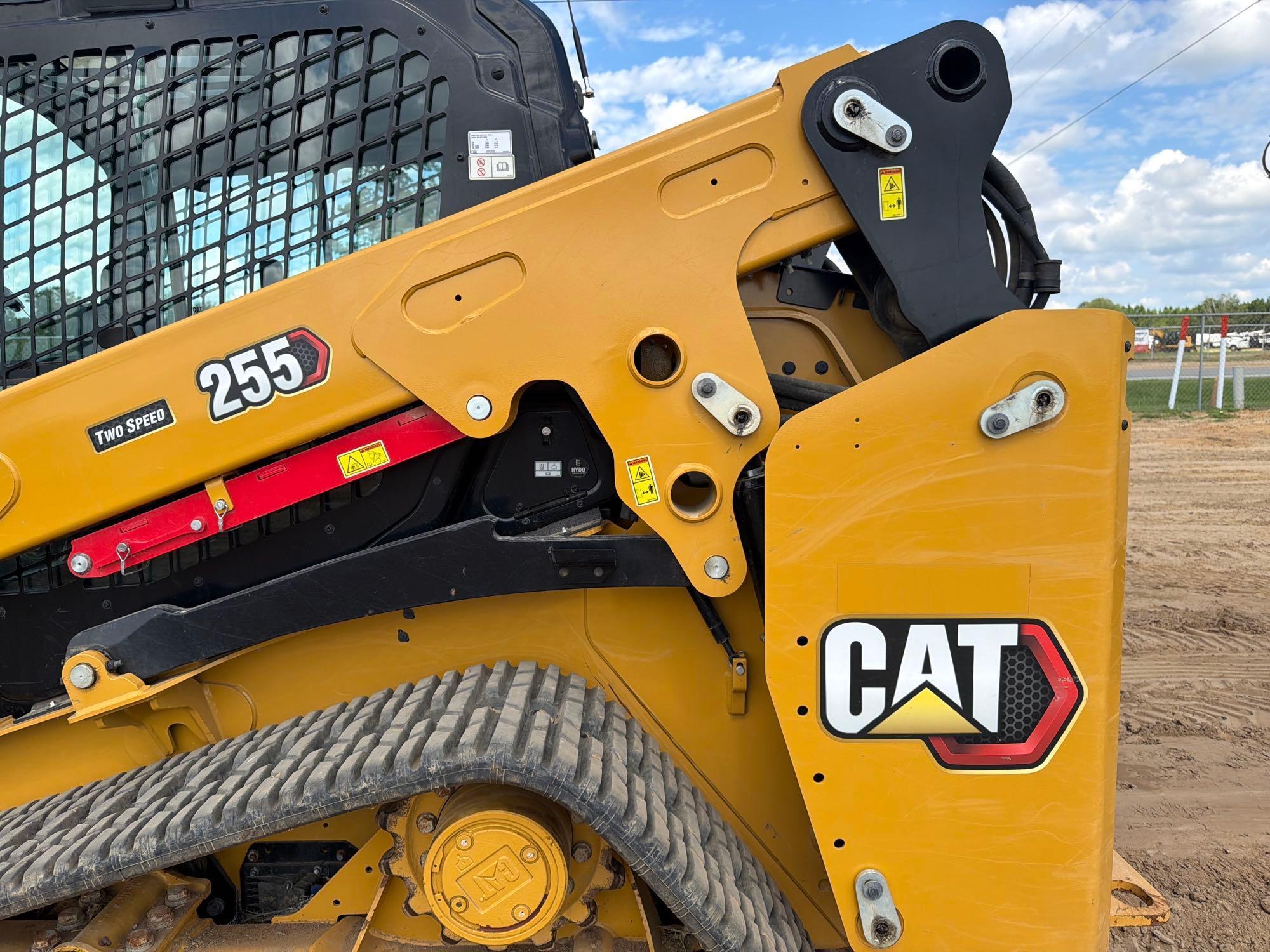 2025 Caterpillar 255