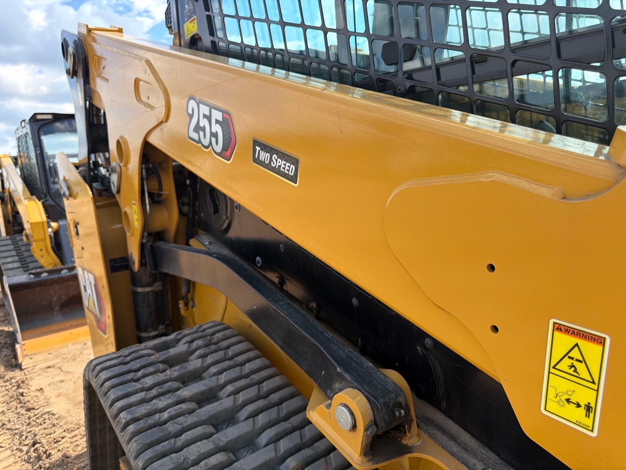 2025 Caterpillar 255