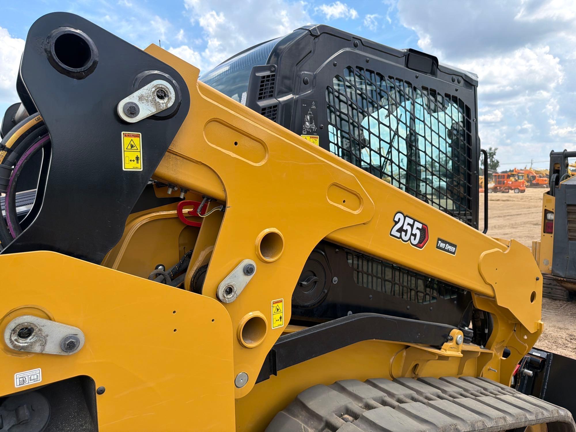 2024 Caterpillar 255