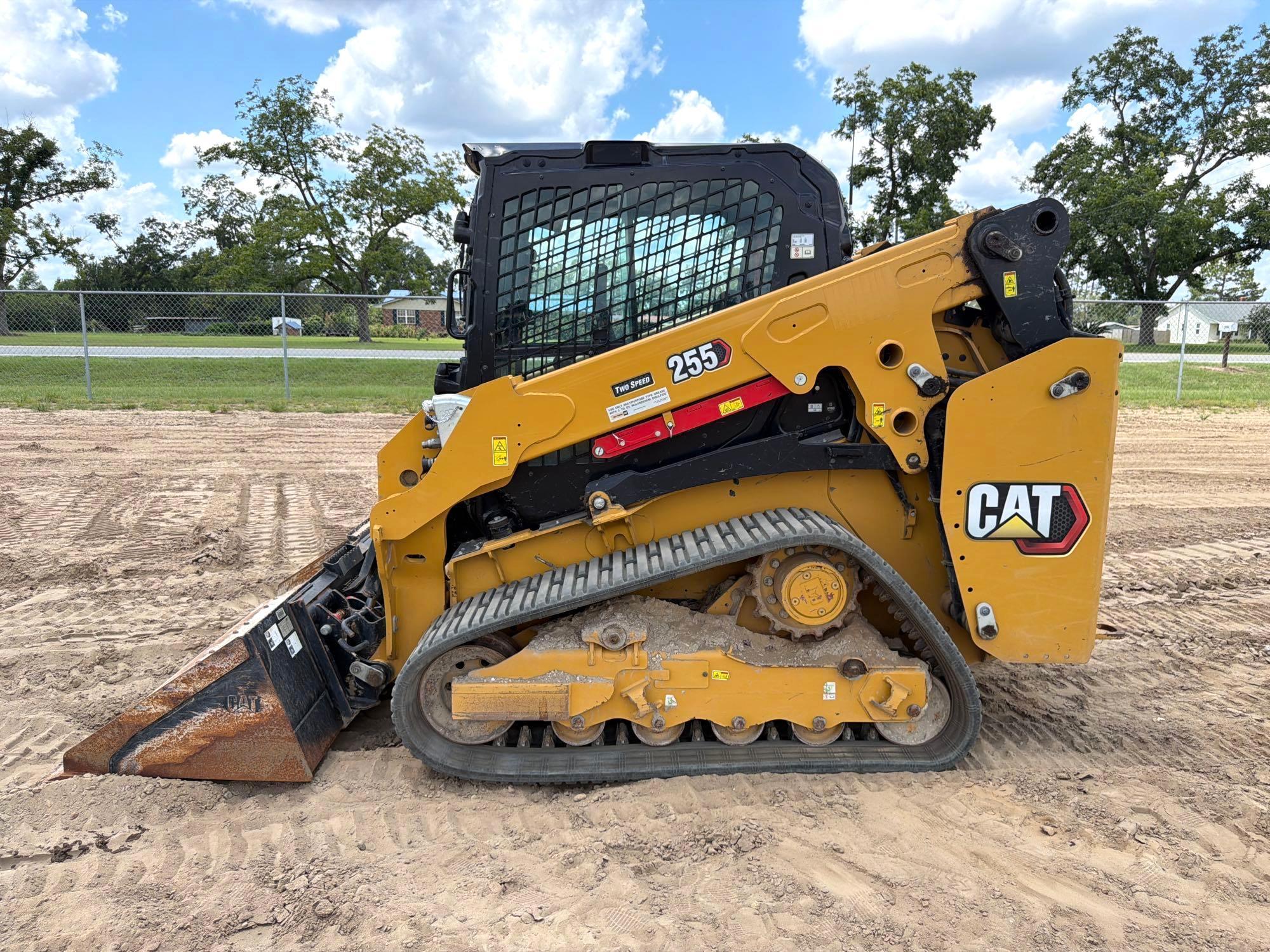 2025 Caterpillar 255
