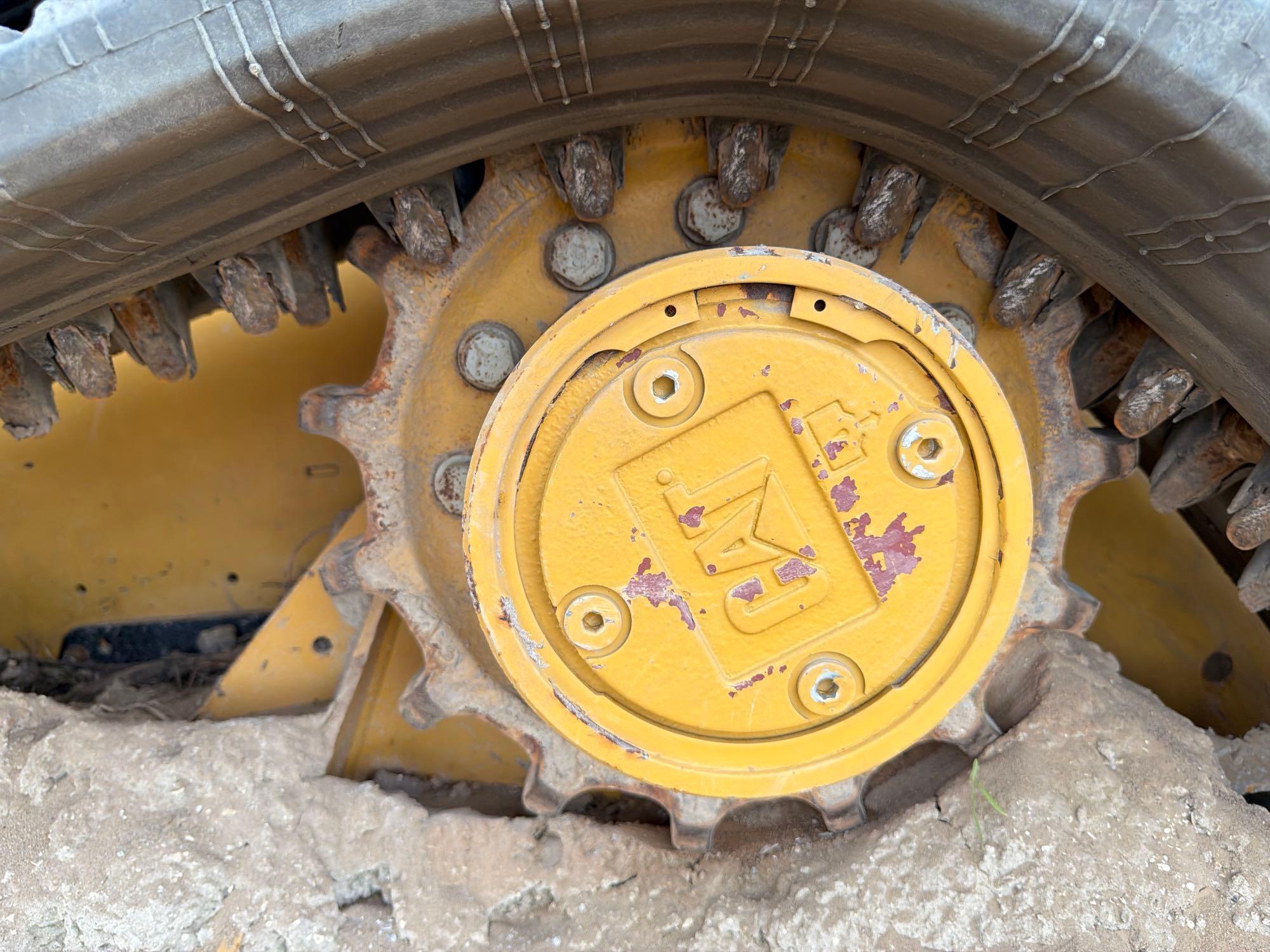 2025 Caterpillar 255