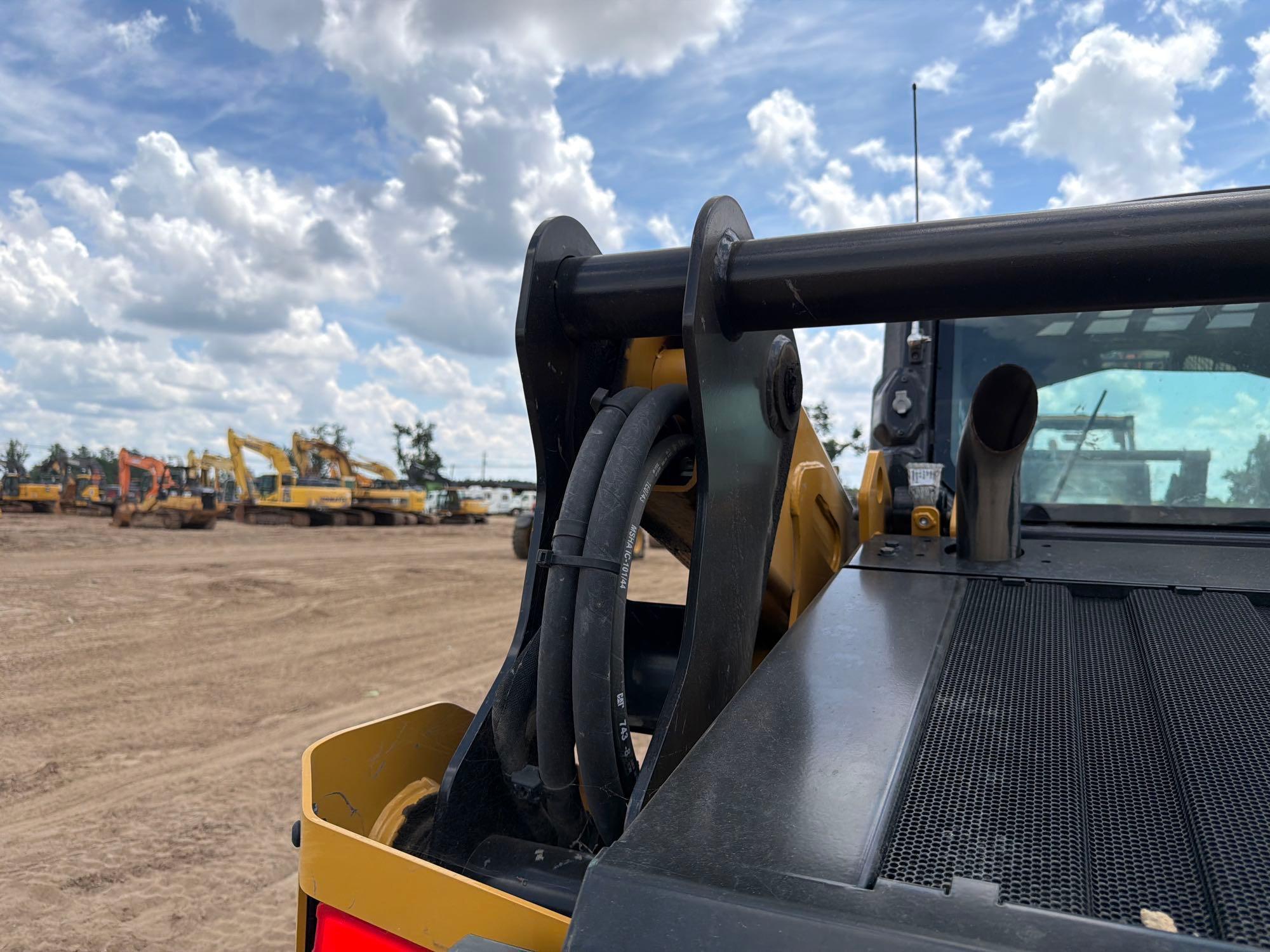 2025 Caterpillar 255