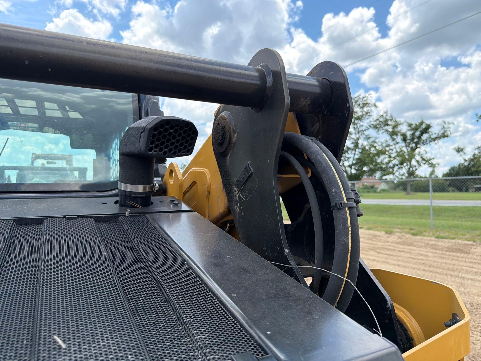 2025 Caterpillar 255