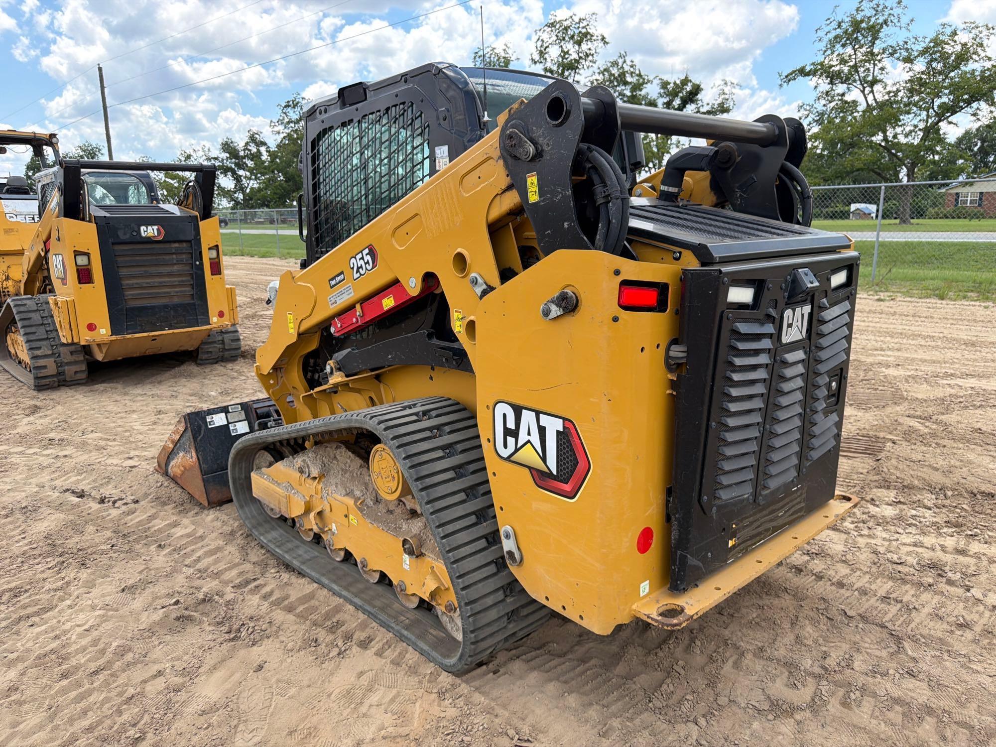 2025 Caterpillar 255