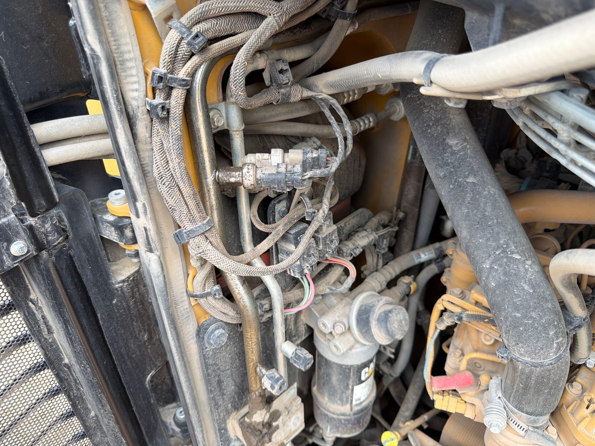 2025 Caterpillar 255