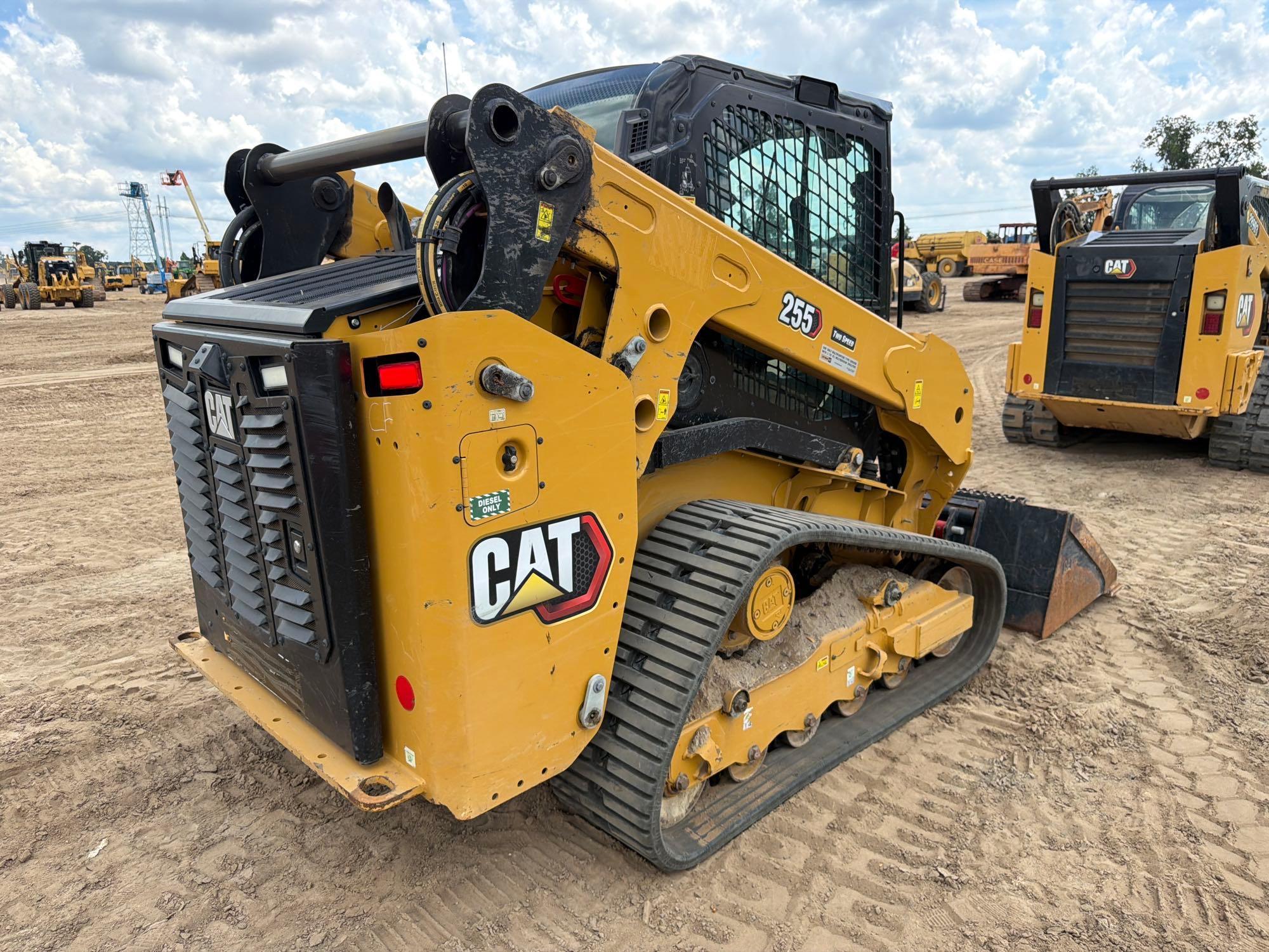2025 Caterpillar 255