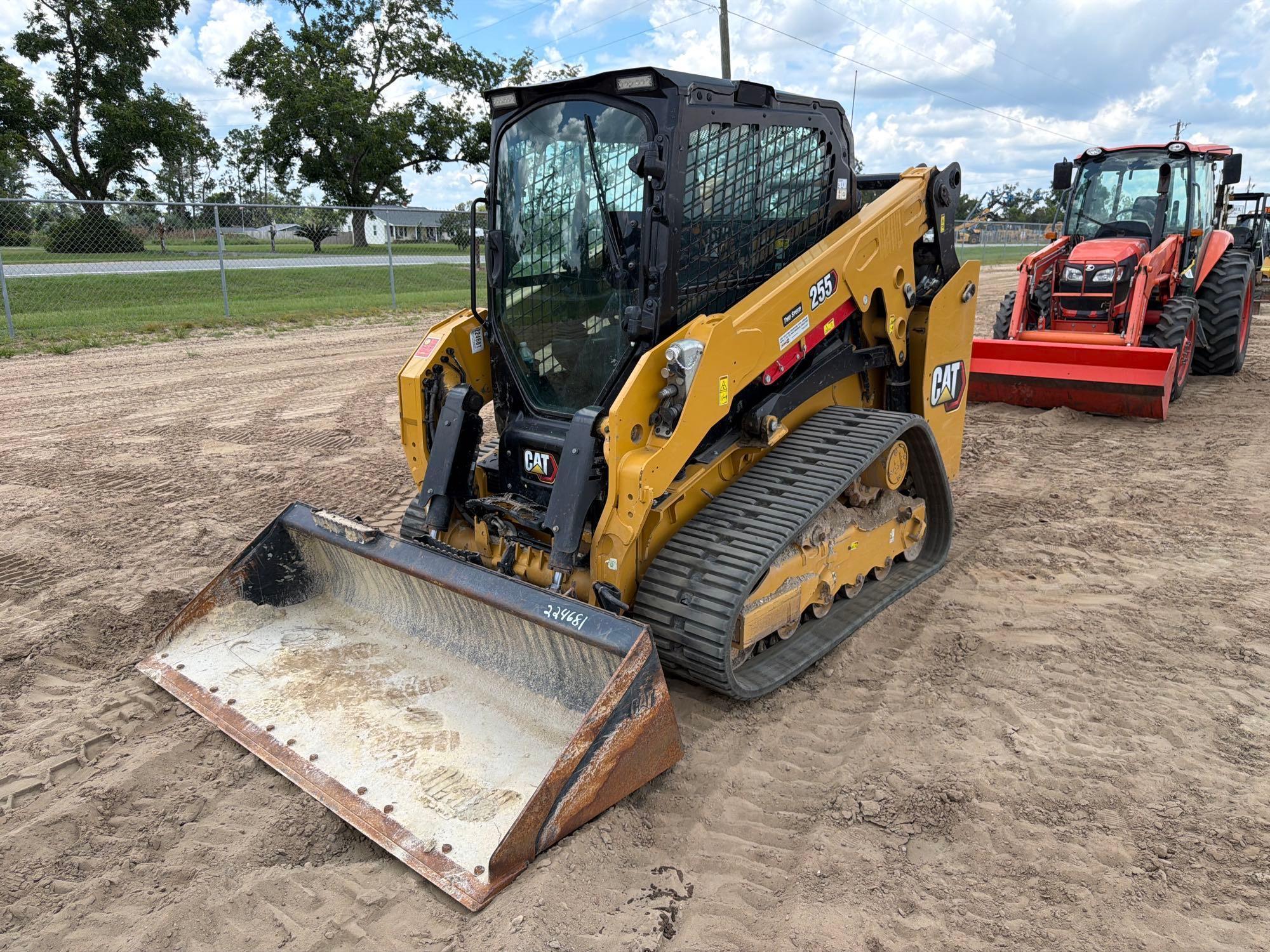 2025 Caterpillar 255
