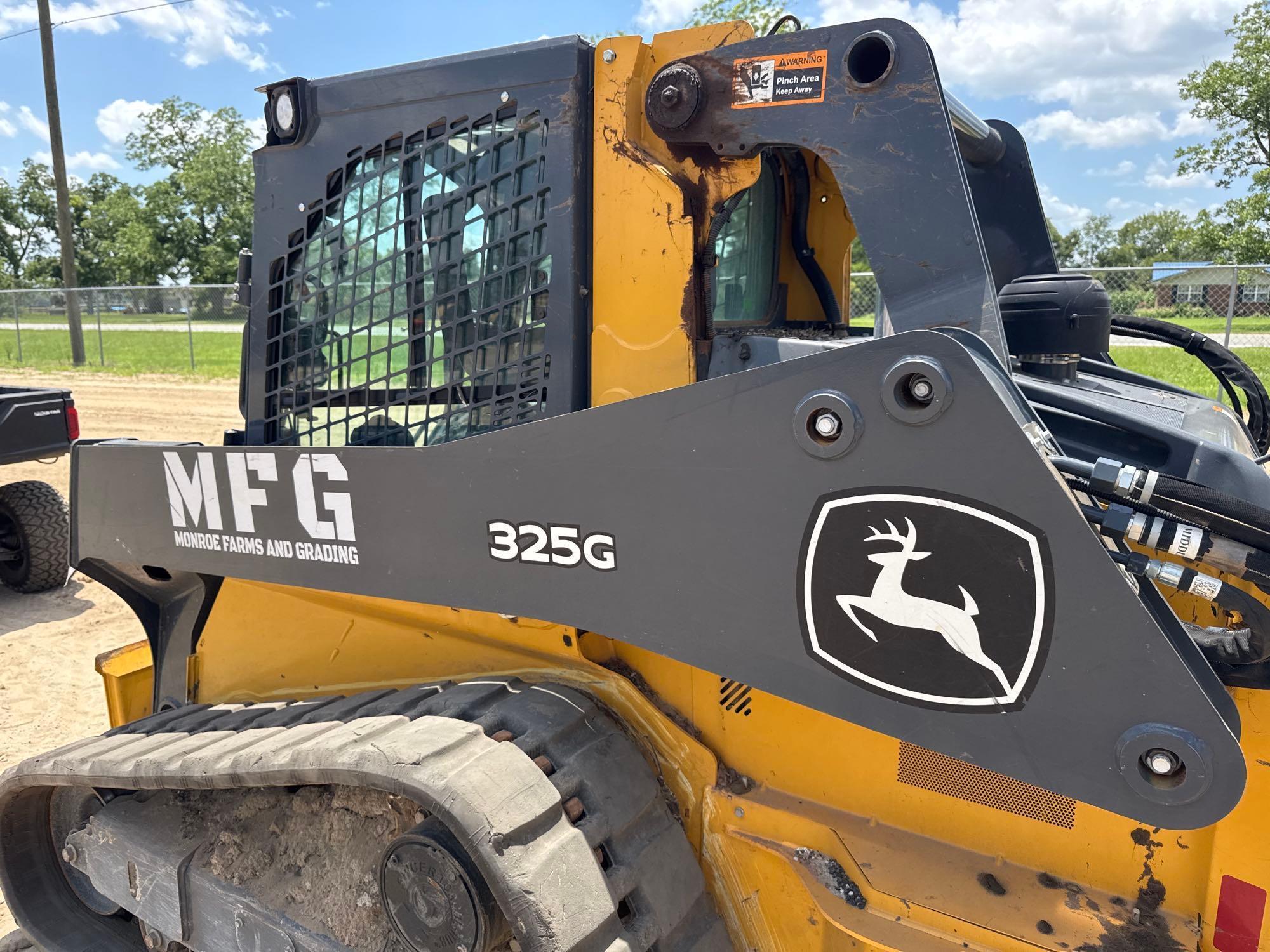 2024 John Deere 325G