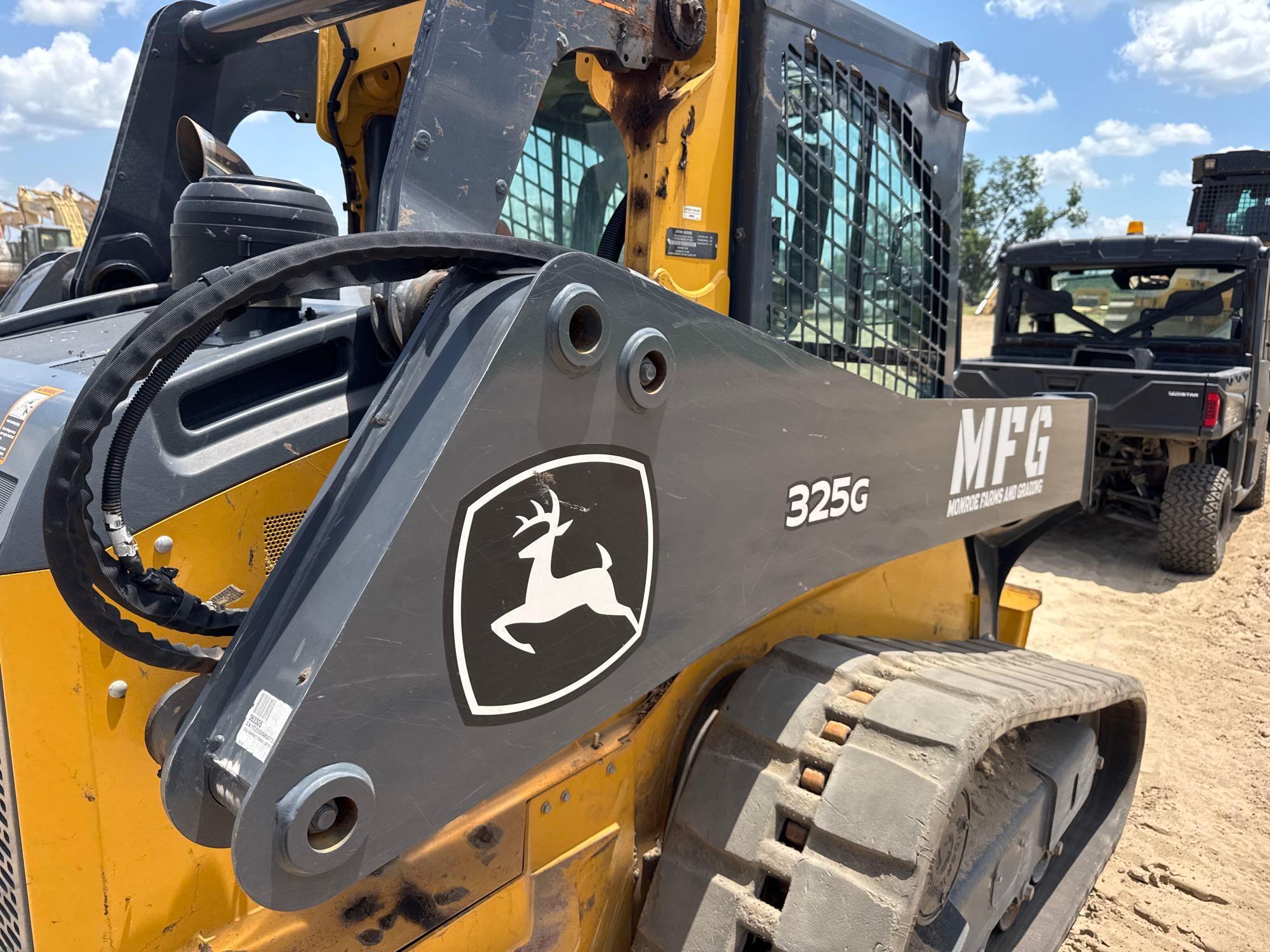 2024 John Deere 325G