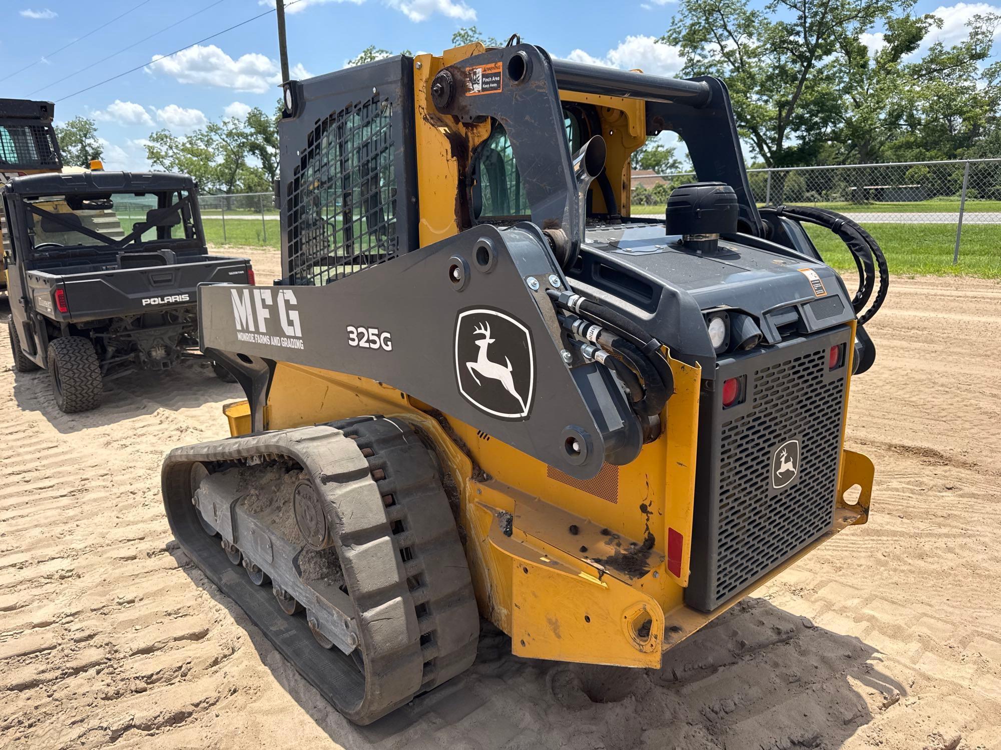 2024 John Deere 325G