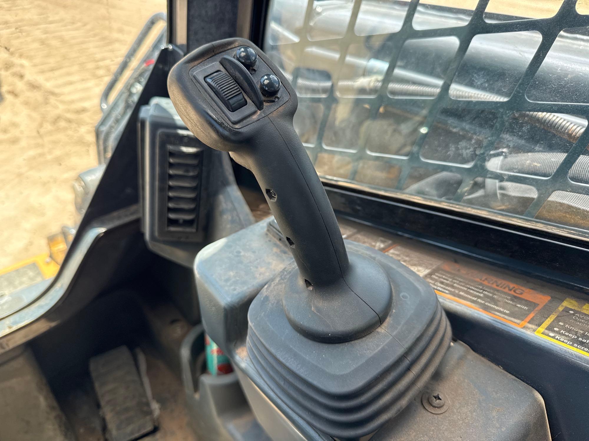 2024 John Deere 325G