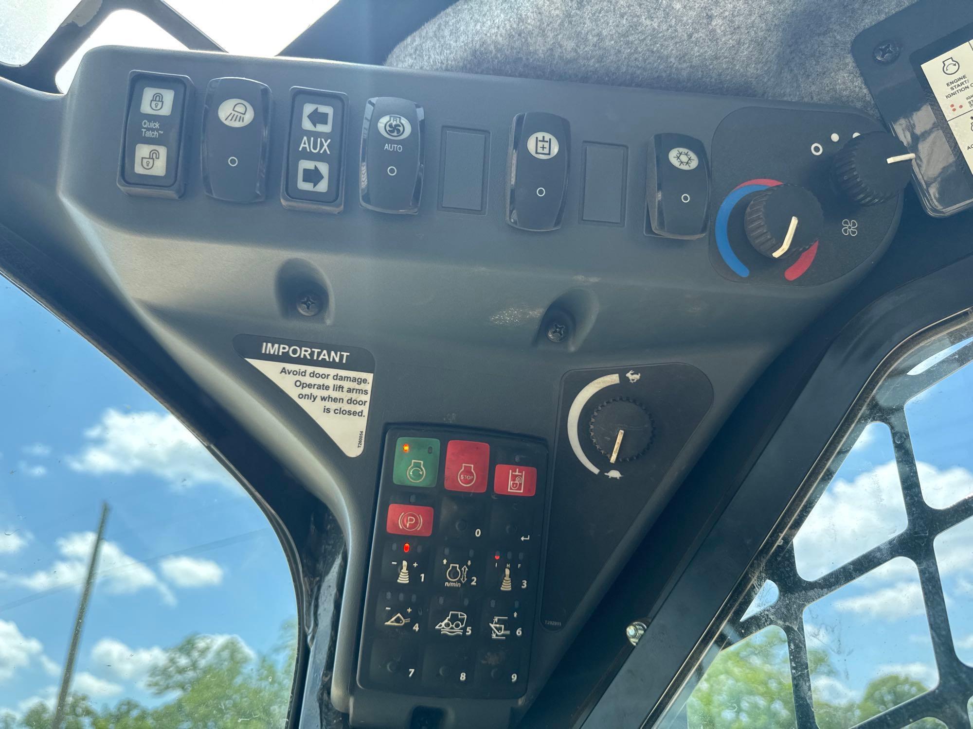 2024 John Deere 325G