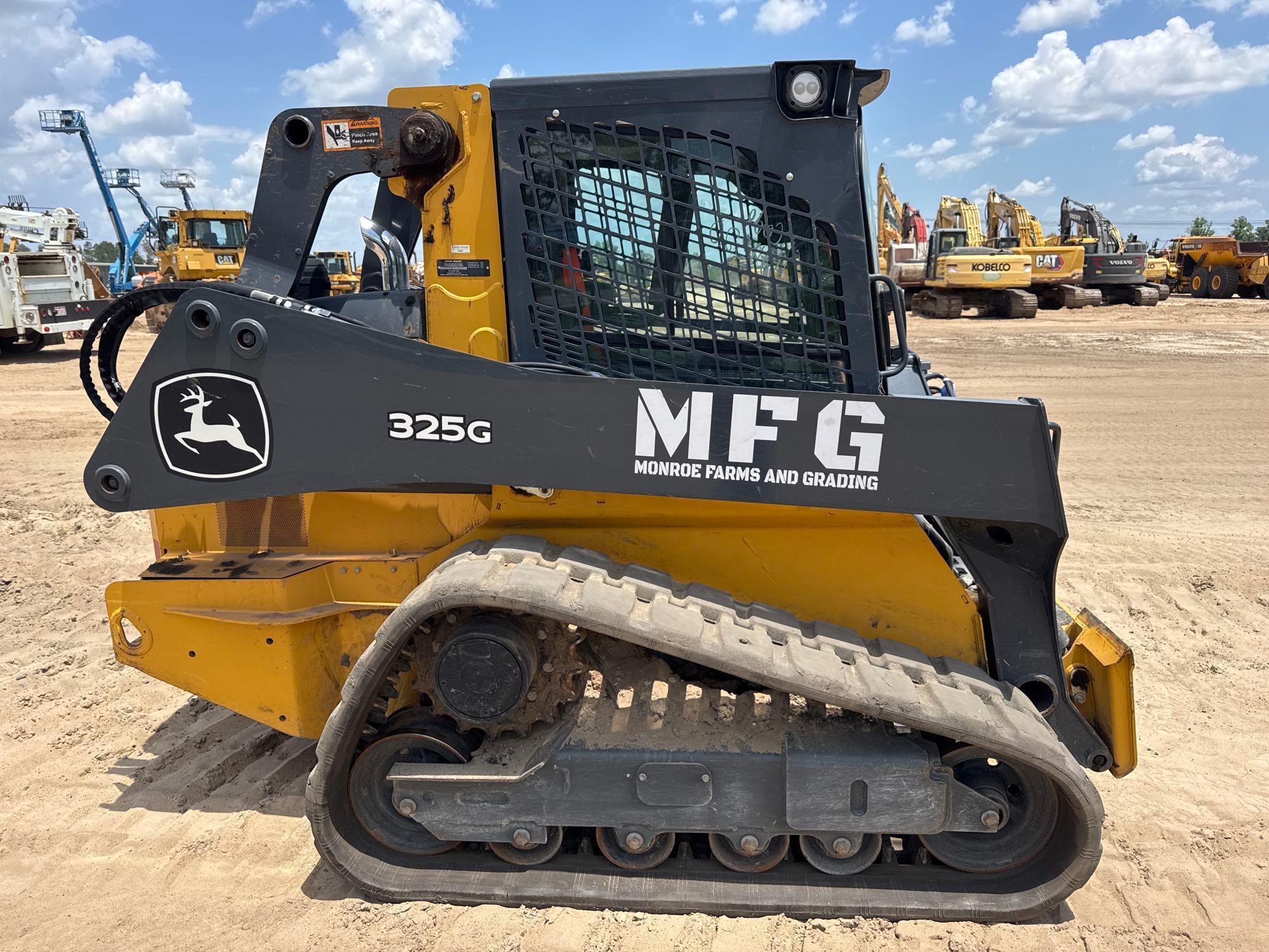 2024 John Deere 325G