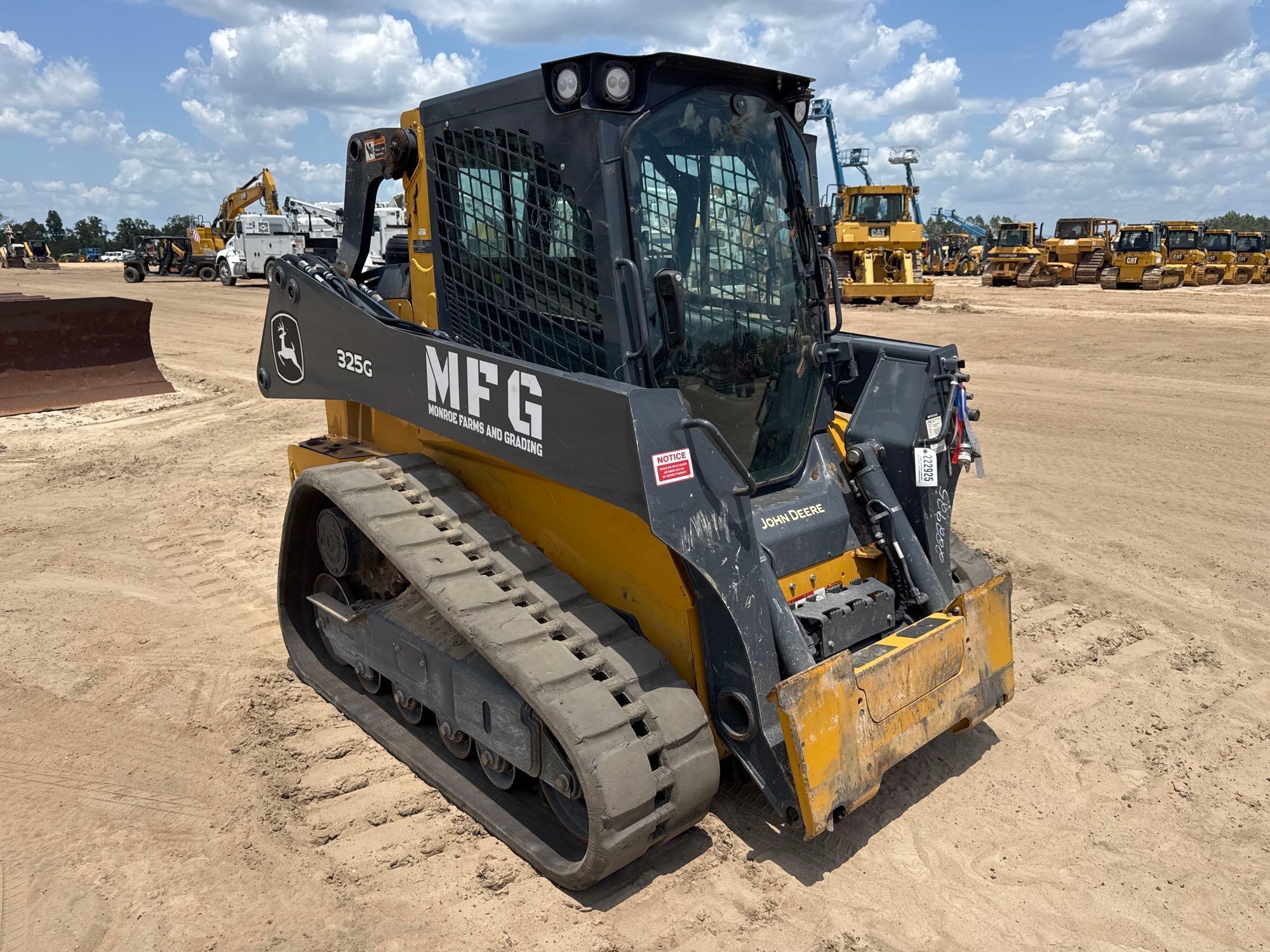 2024 John Deere 325G