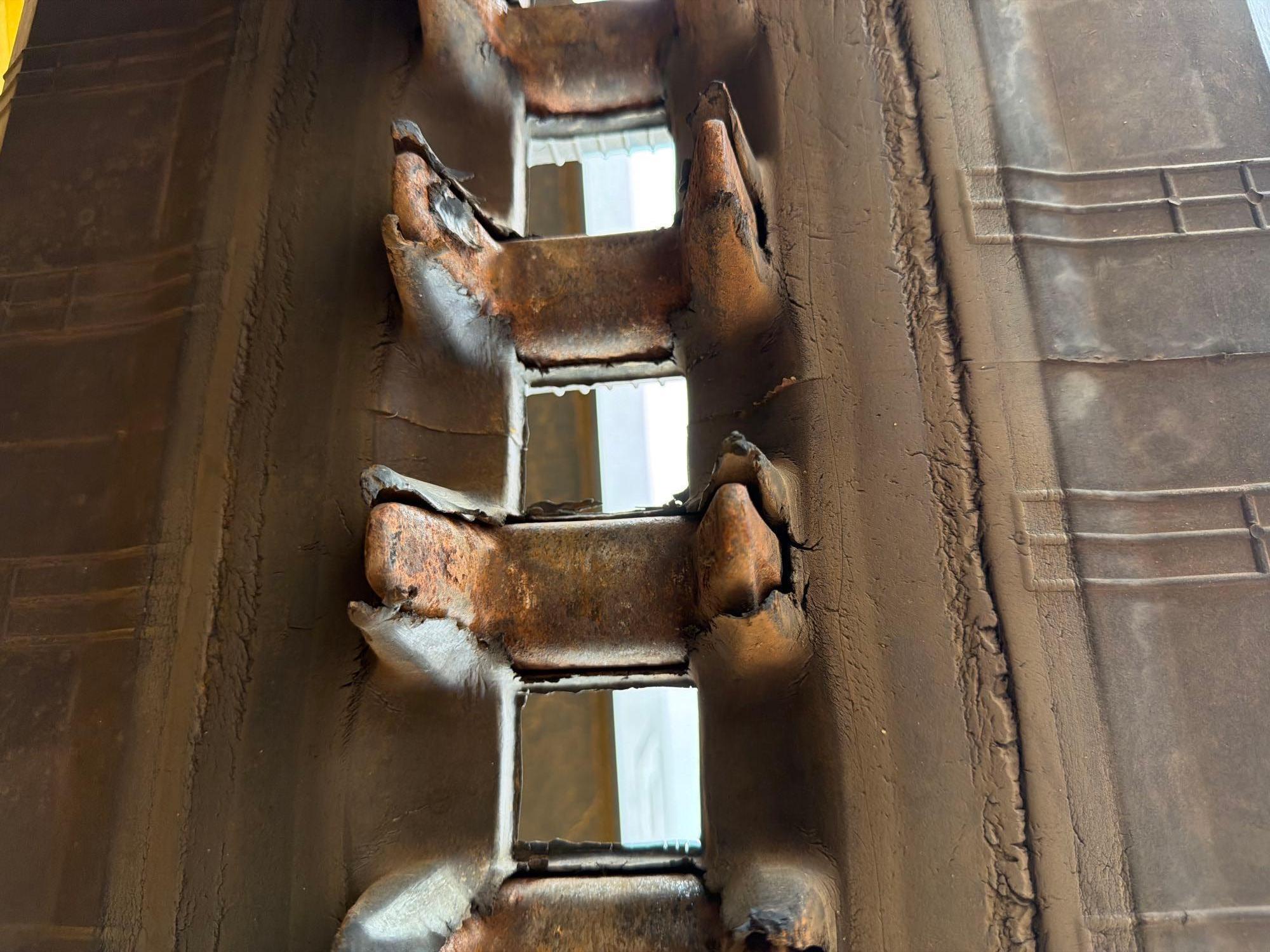 2023 John Deere 325G