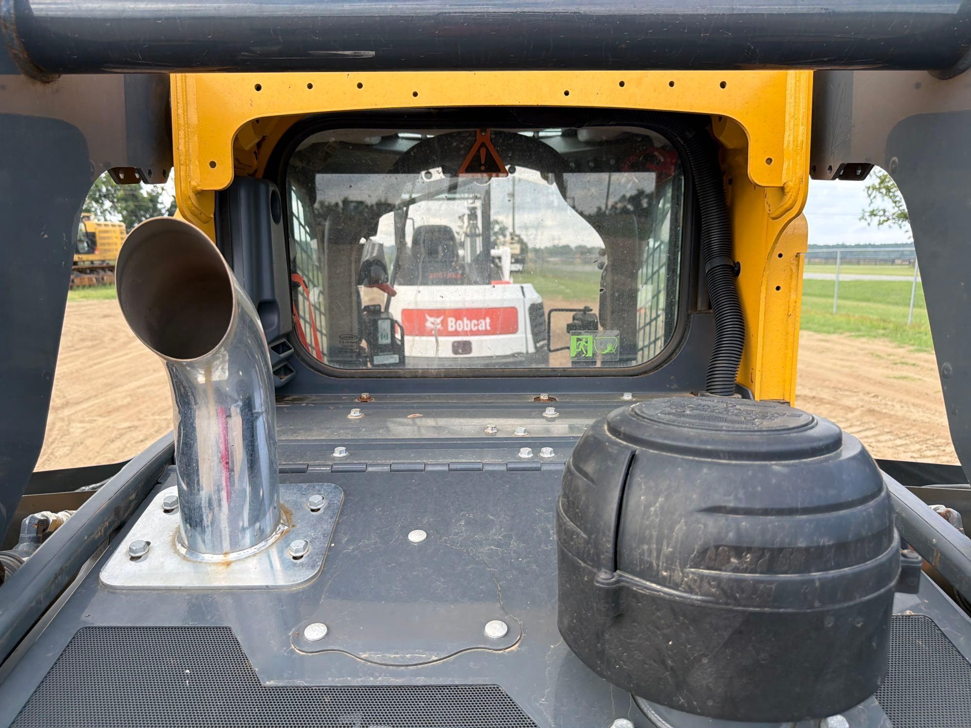 2023 John Deere 325G