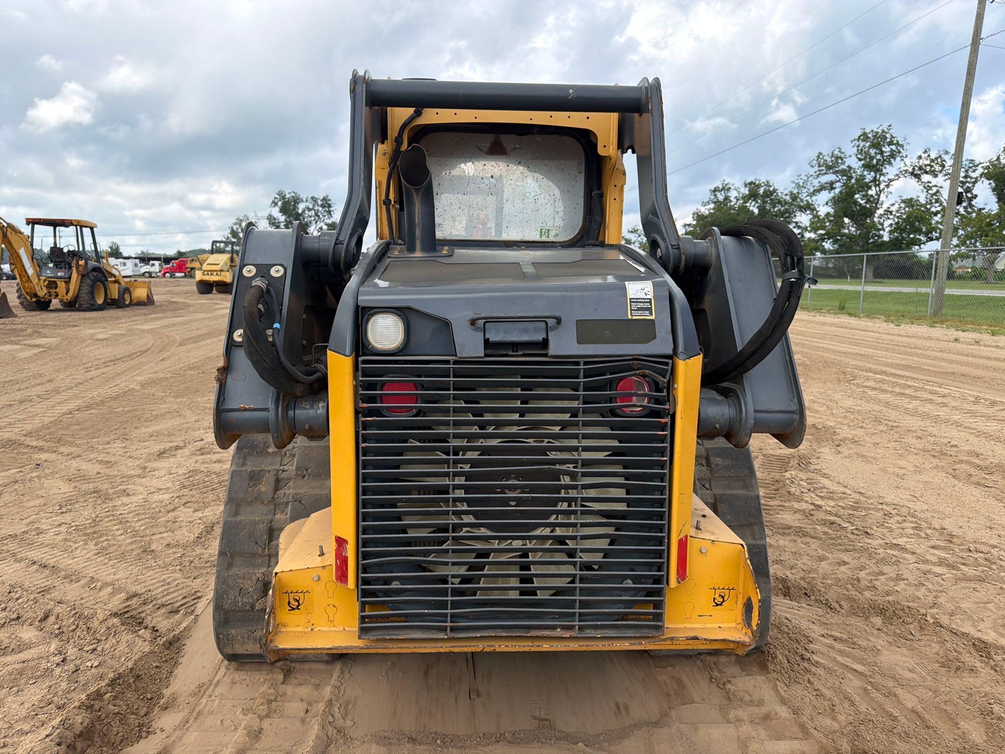 2018 John Deere 325G