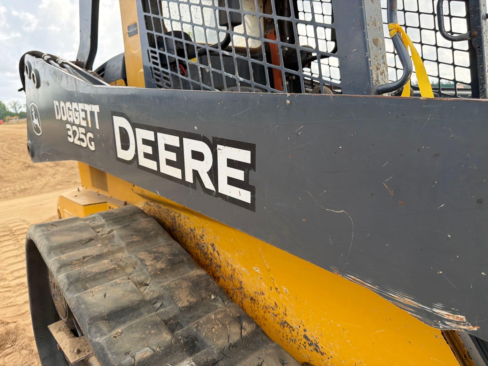 2018 John Deere 325G