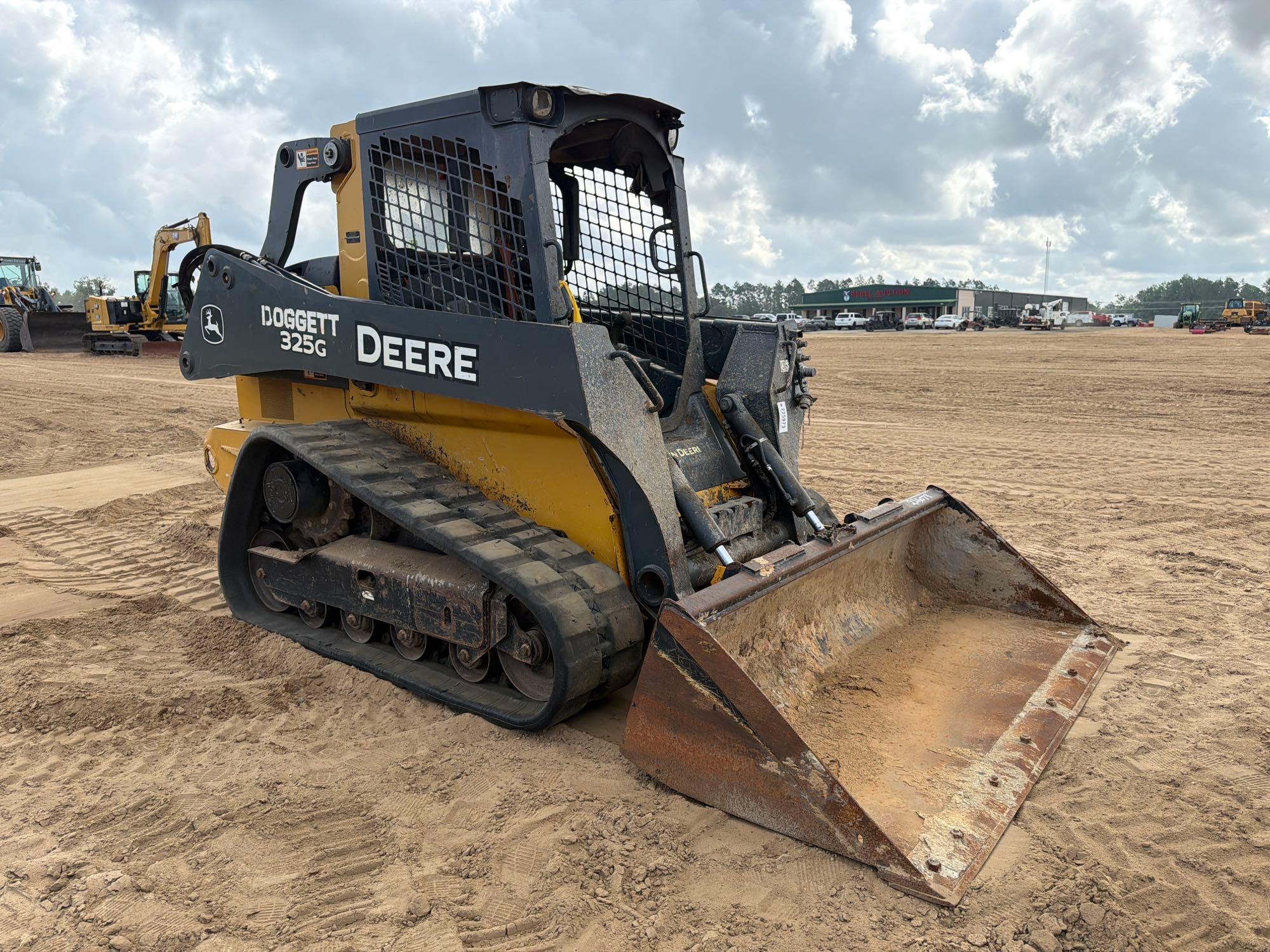 2018 John Deere 325G