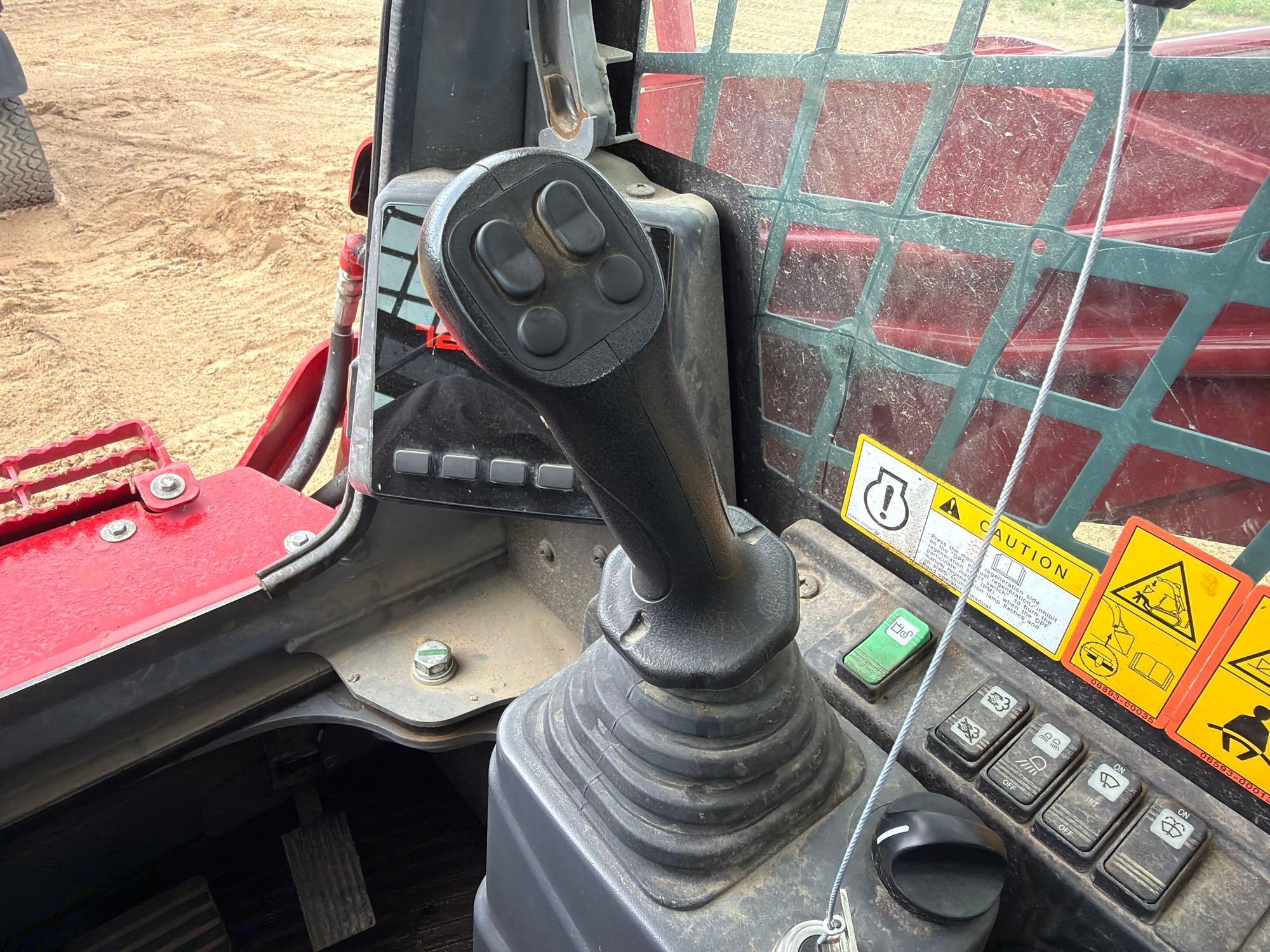 2025 Takeuchi TL8