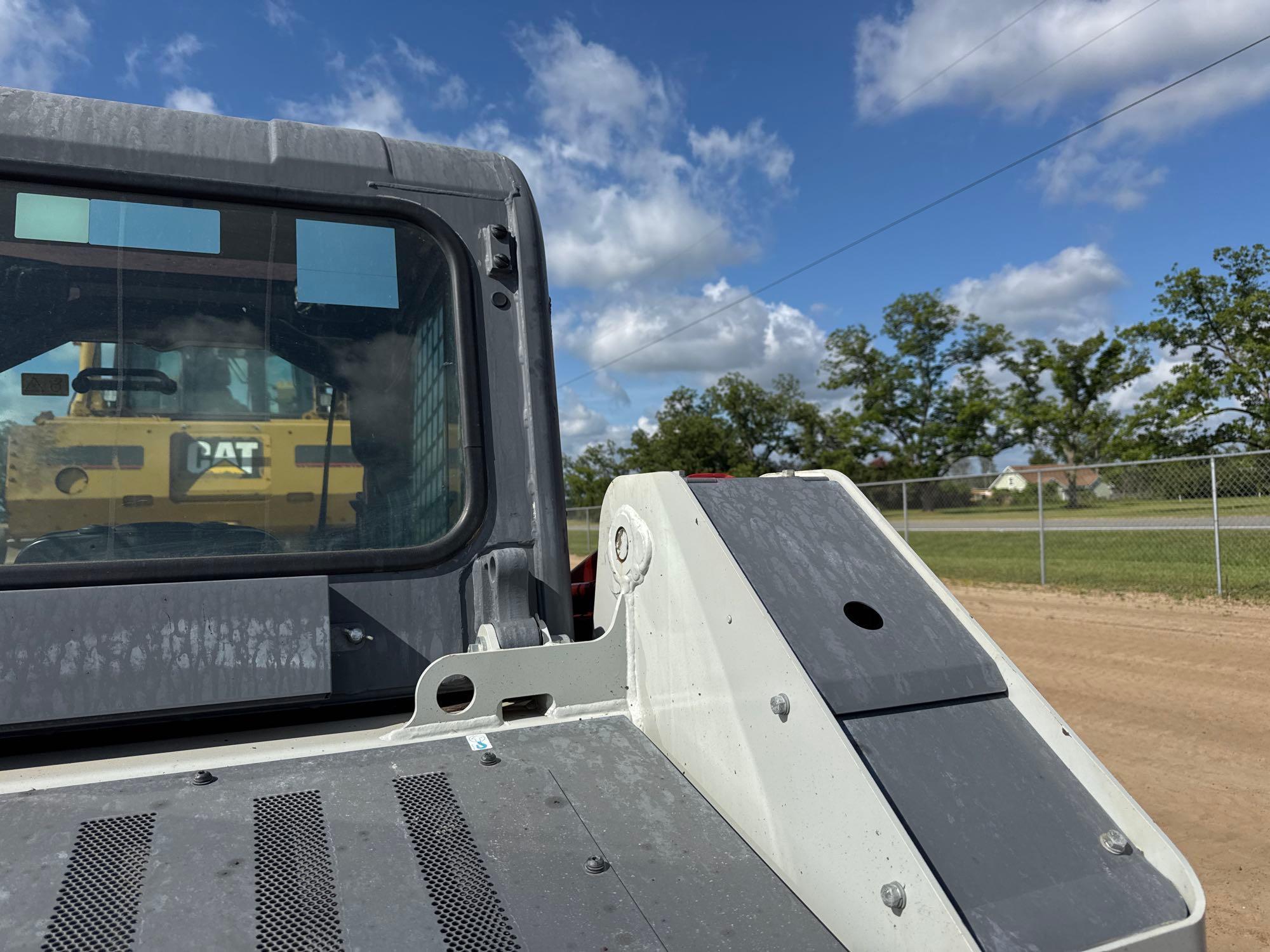 2024 Takeuchi TL8