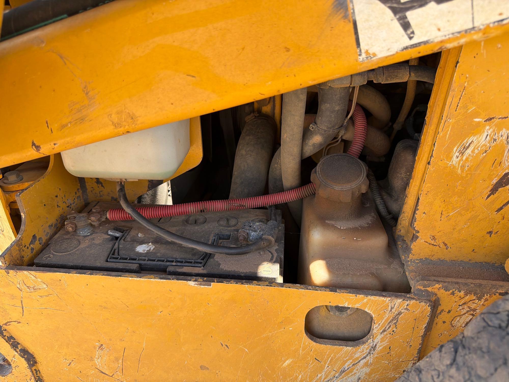 John Deere 322