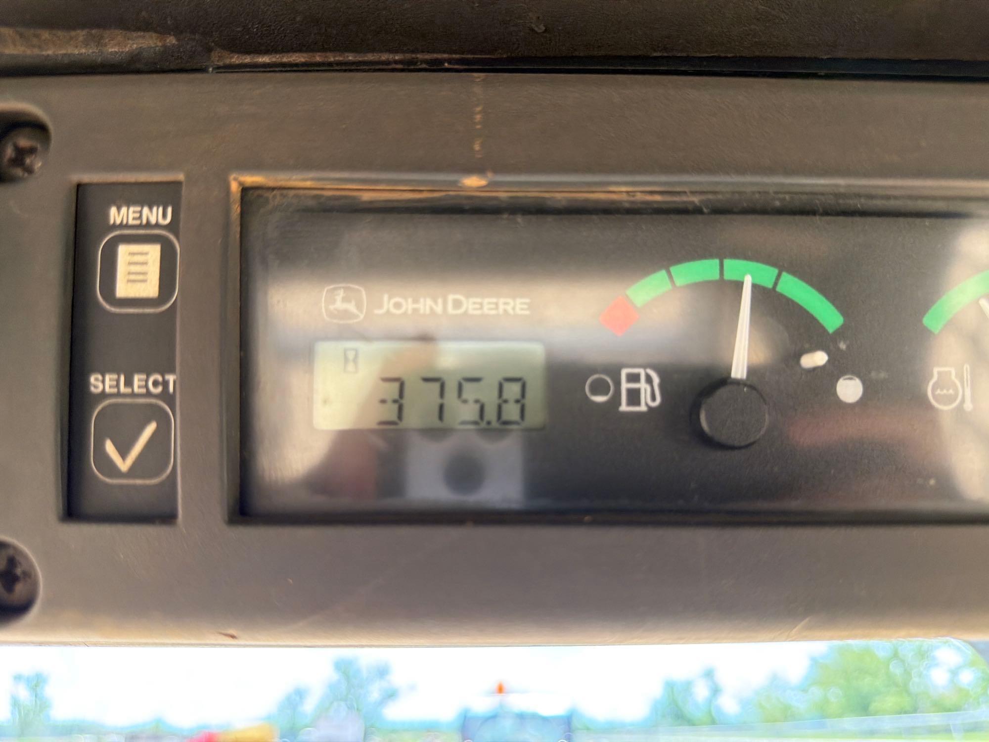 John Deere 322