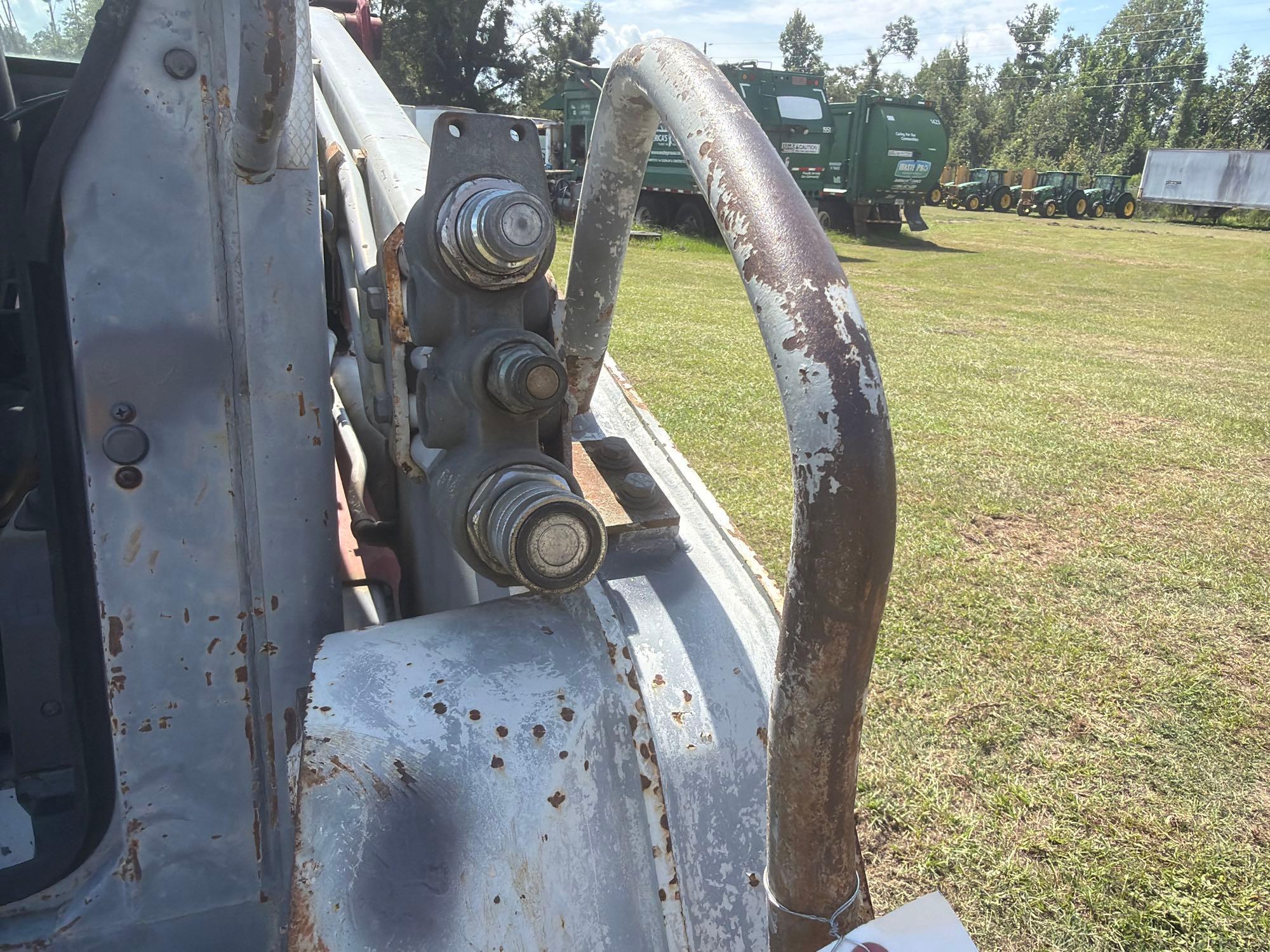 2004 Takeuchi TL130