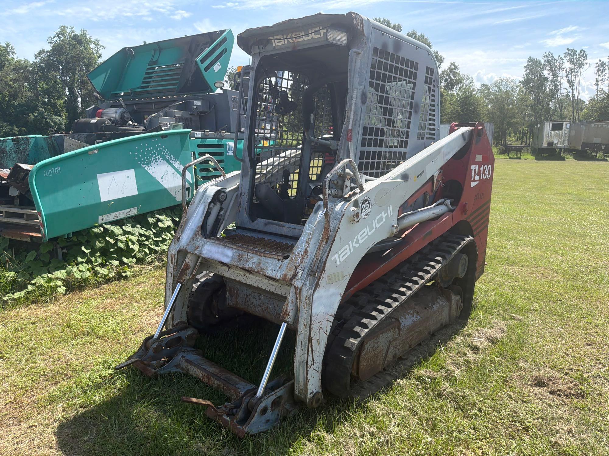 2004 Takeuchi TL130