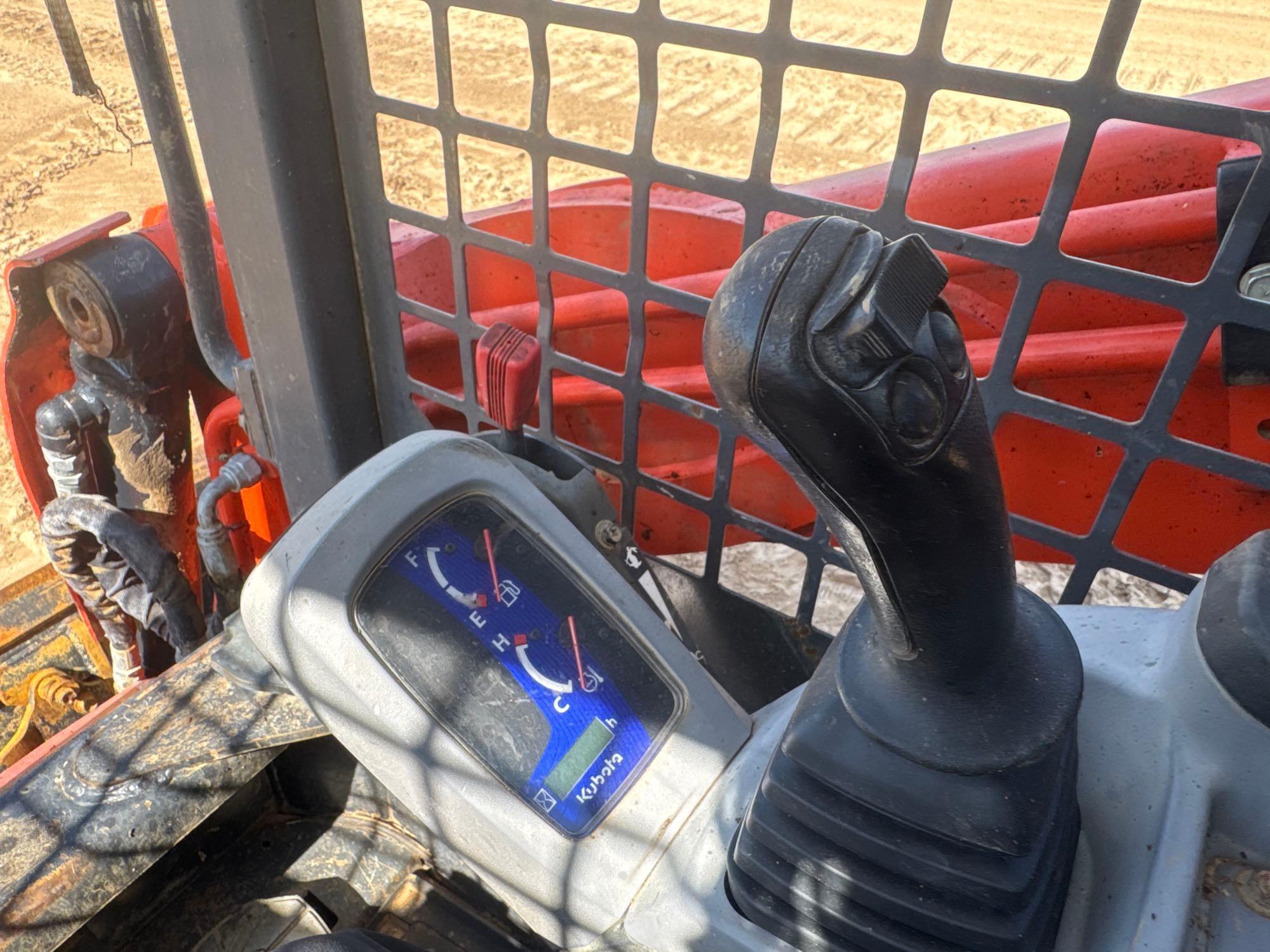 2014 Kubota SVL75-2