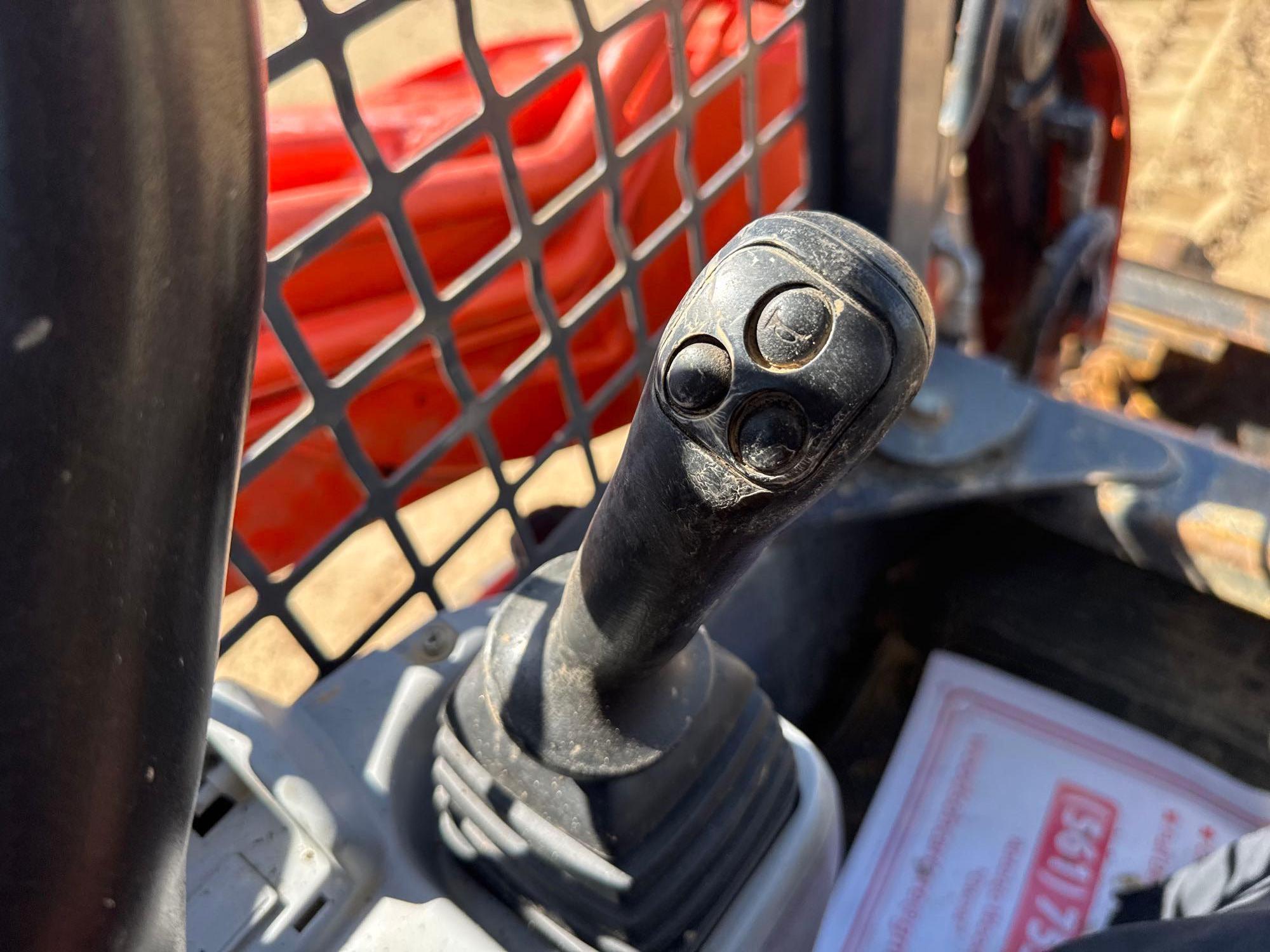 2014 Kubota SVL75-2