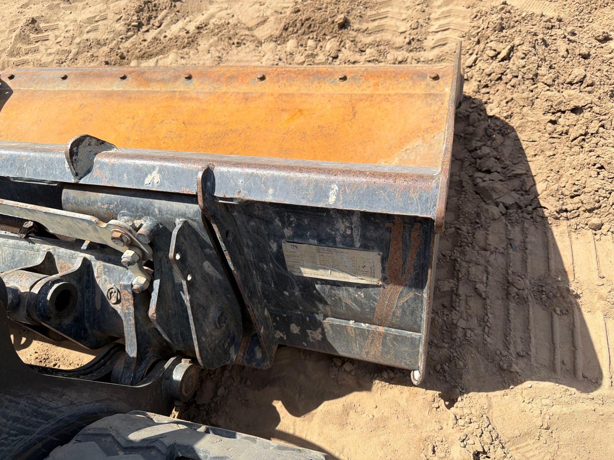 JCB 215-T
