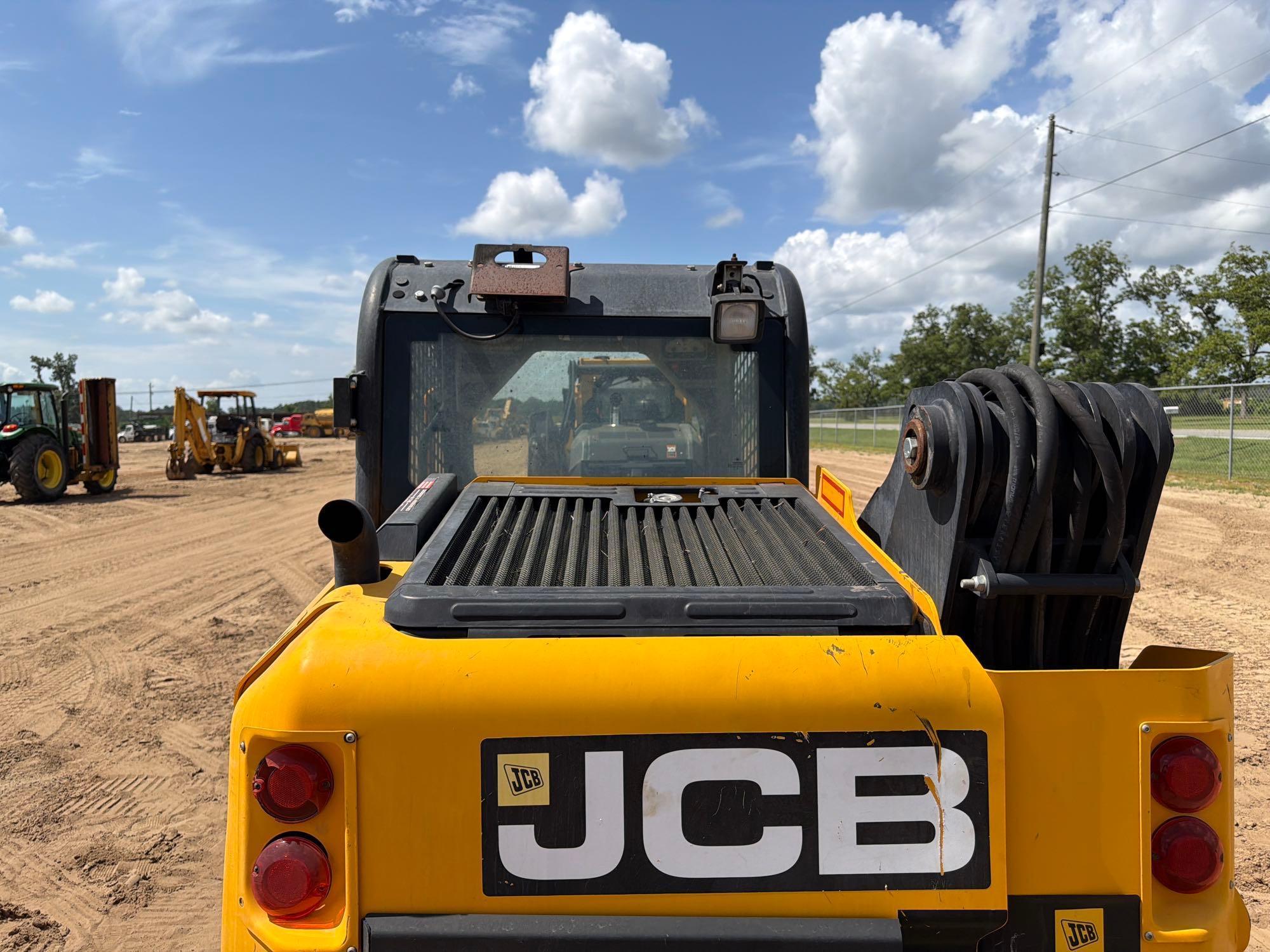 JCB 215-T