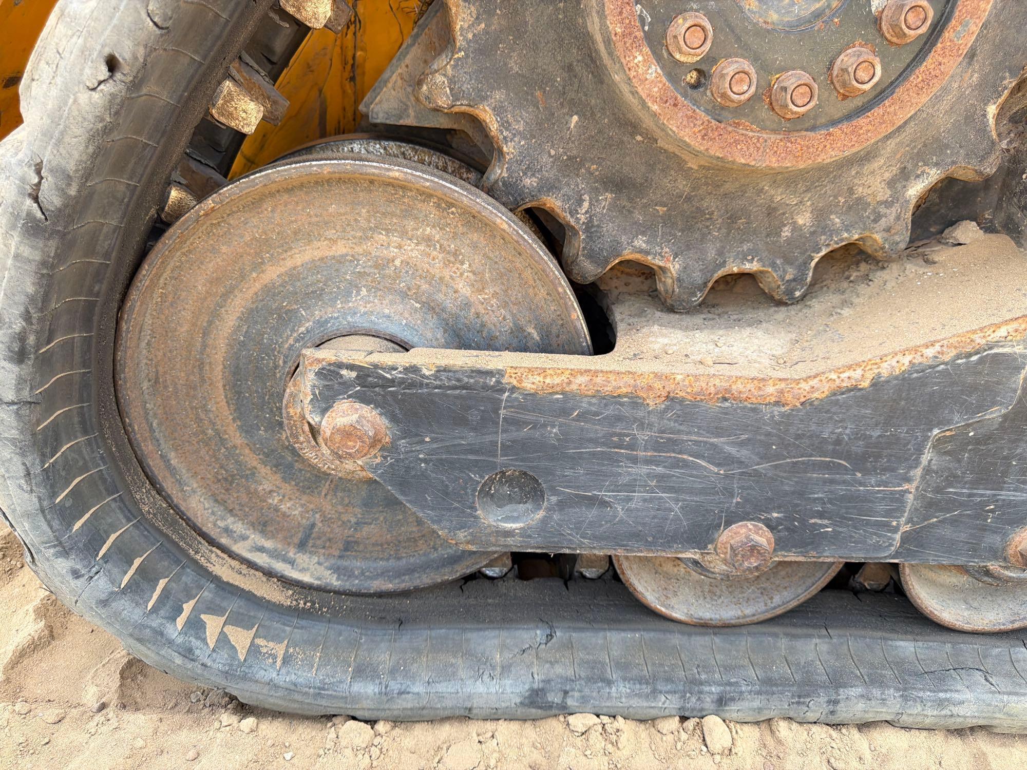 JCB 215-T