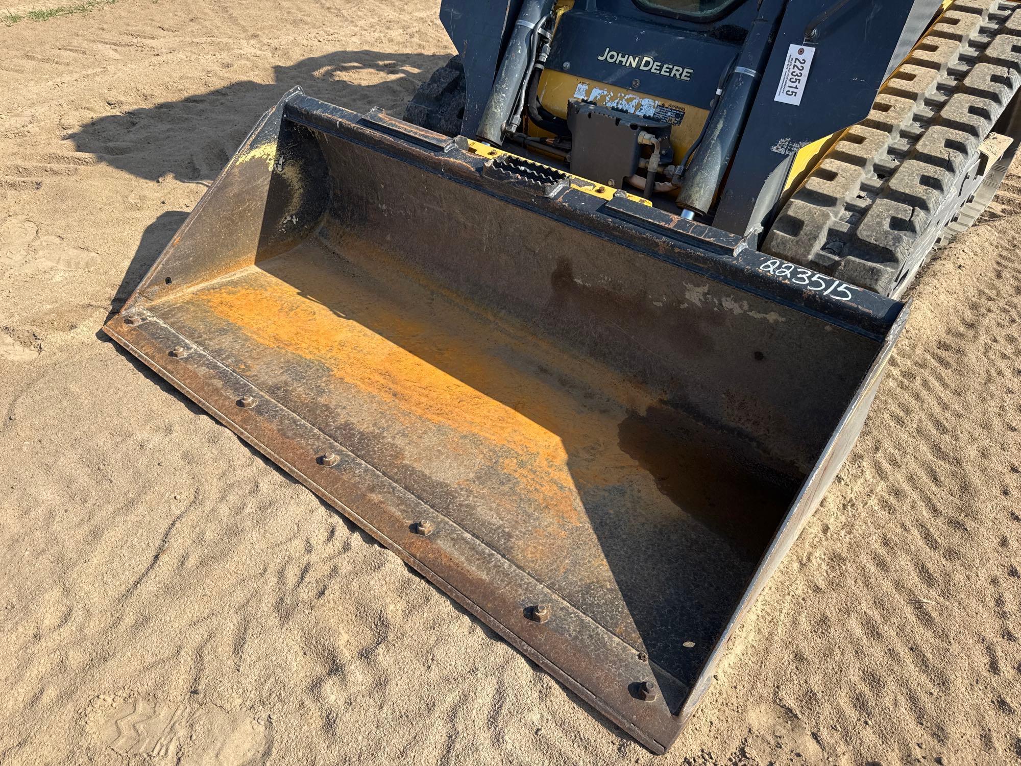 2019 John Deere 317G