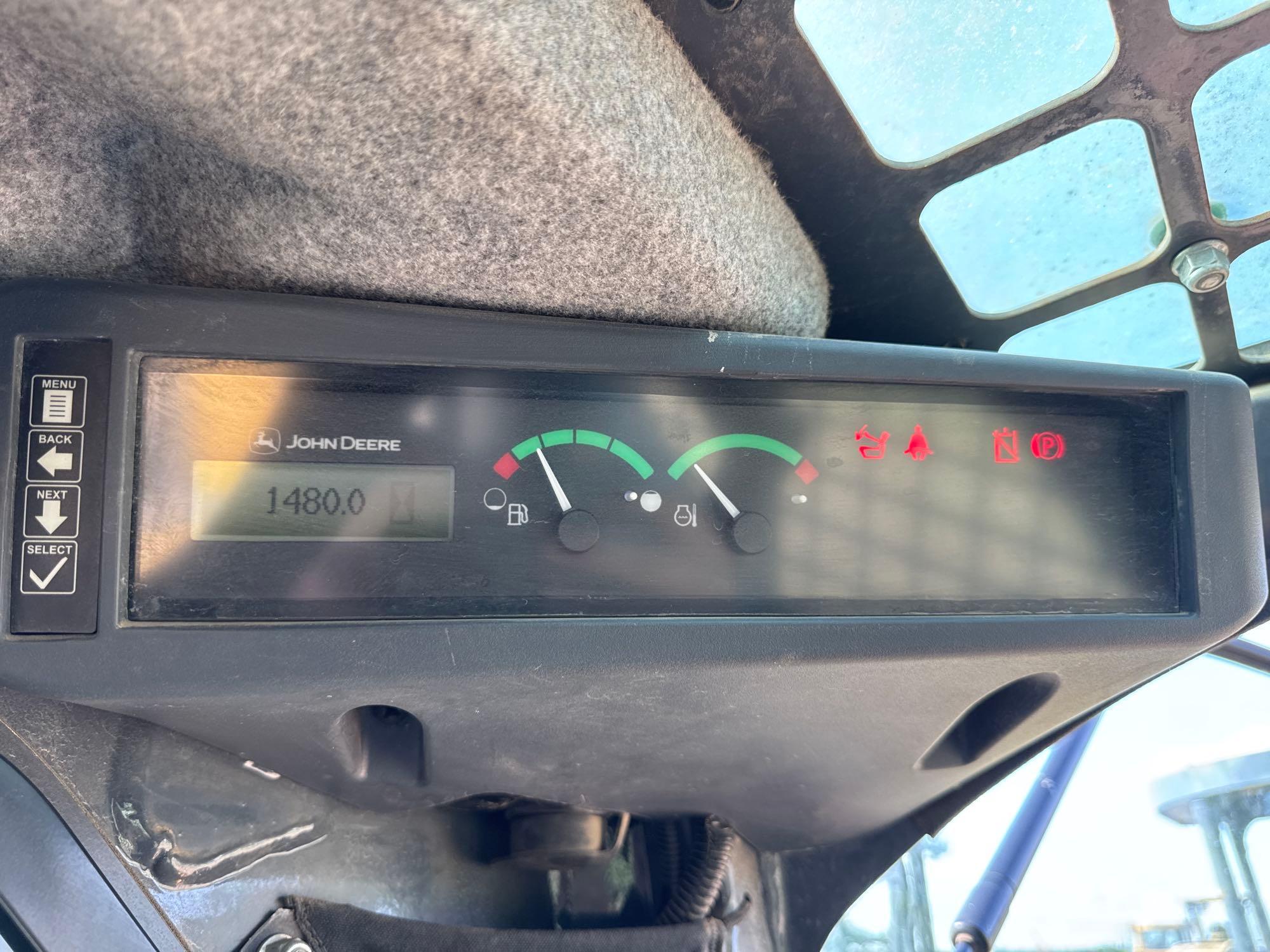 2019 John Deere 317G
