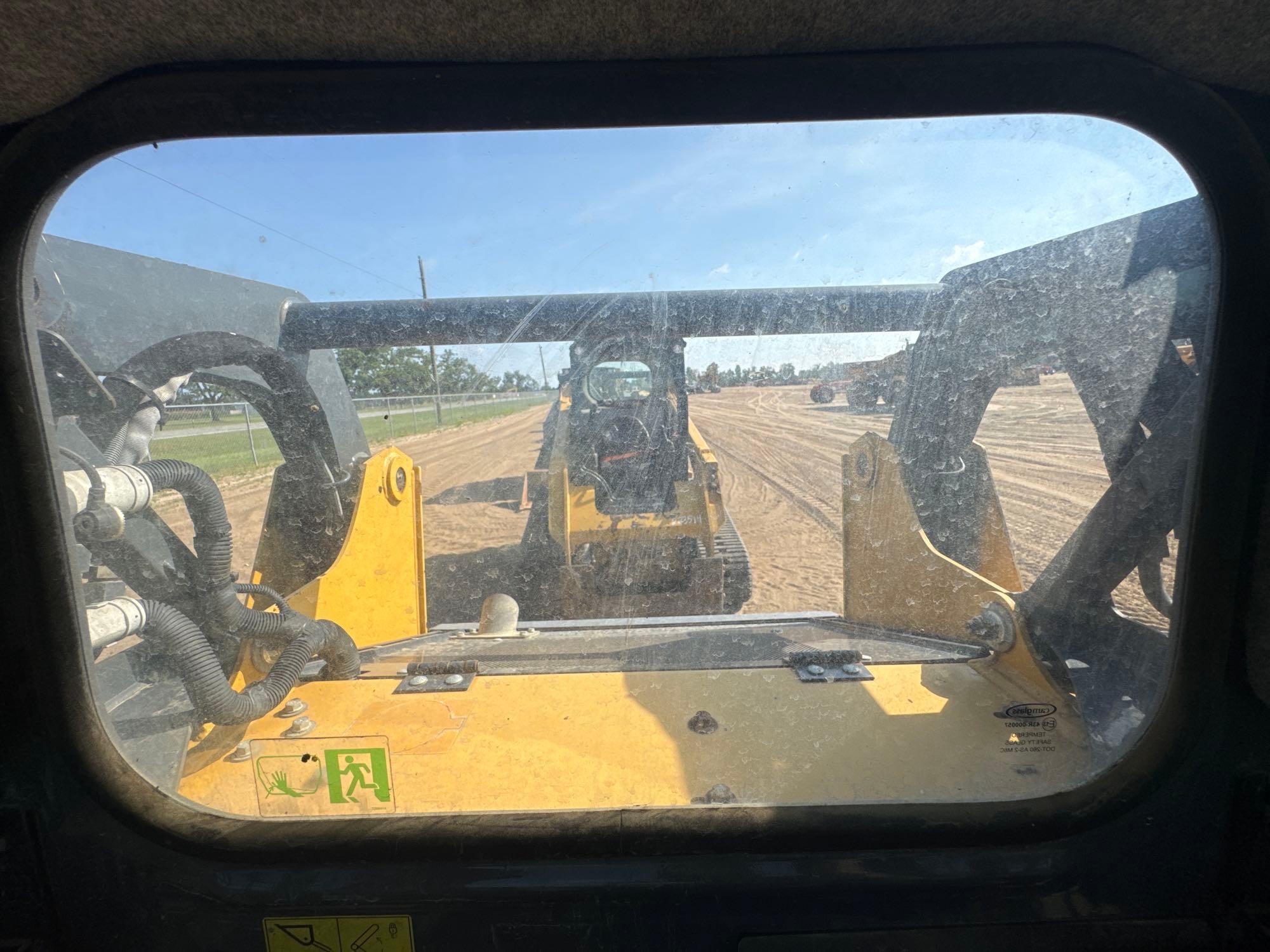 2019 John Deere 317G